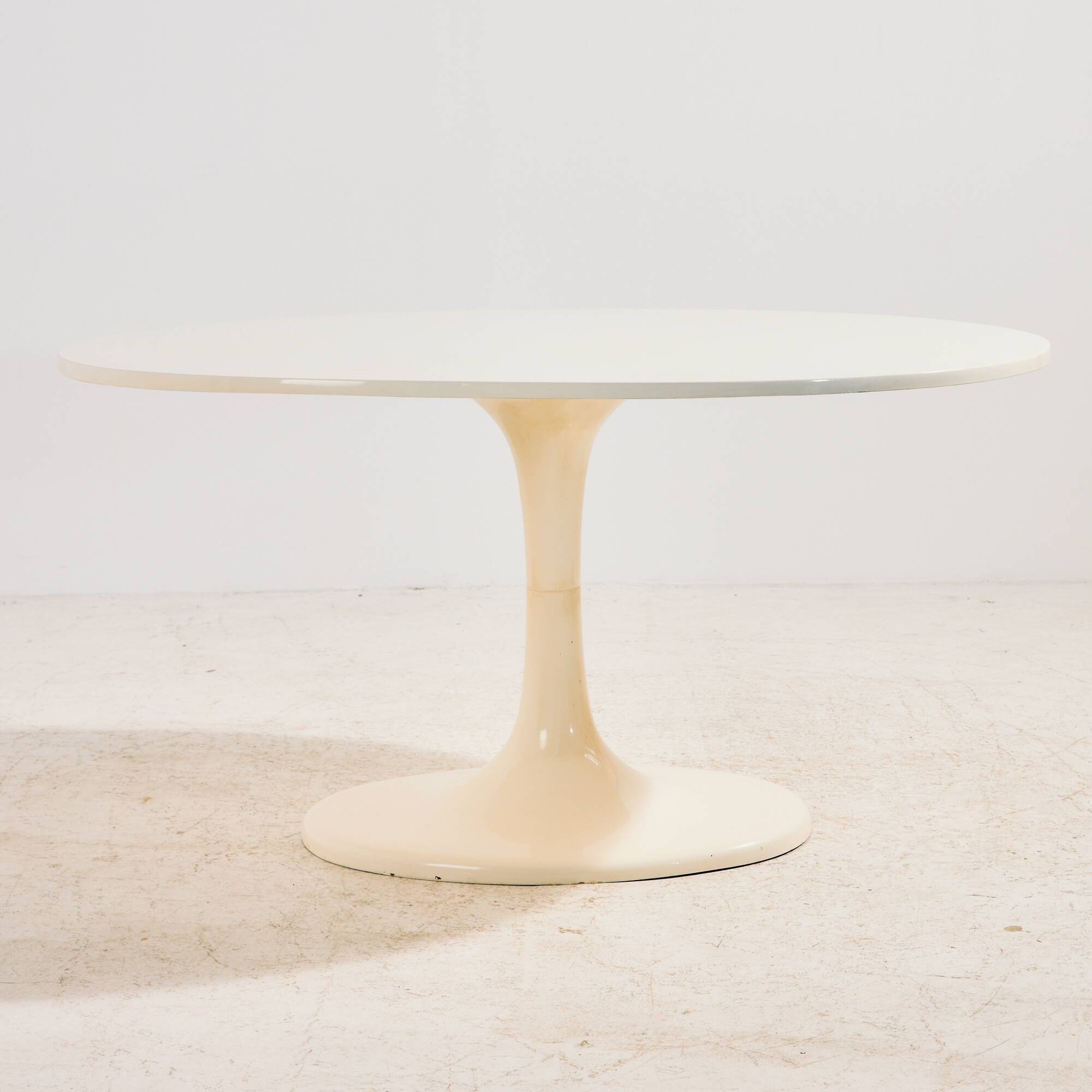 Hungarian dining room set in fibreglass by Imre Scholtz, set of 7