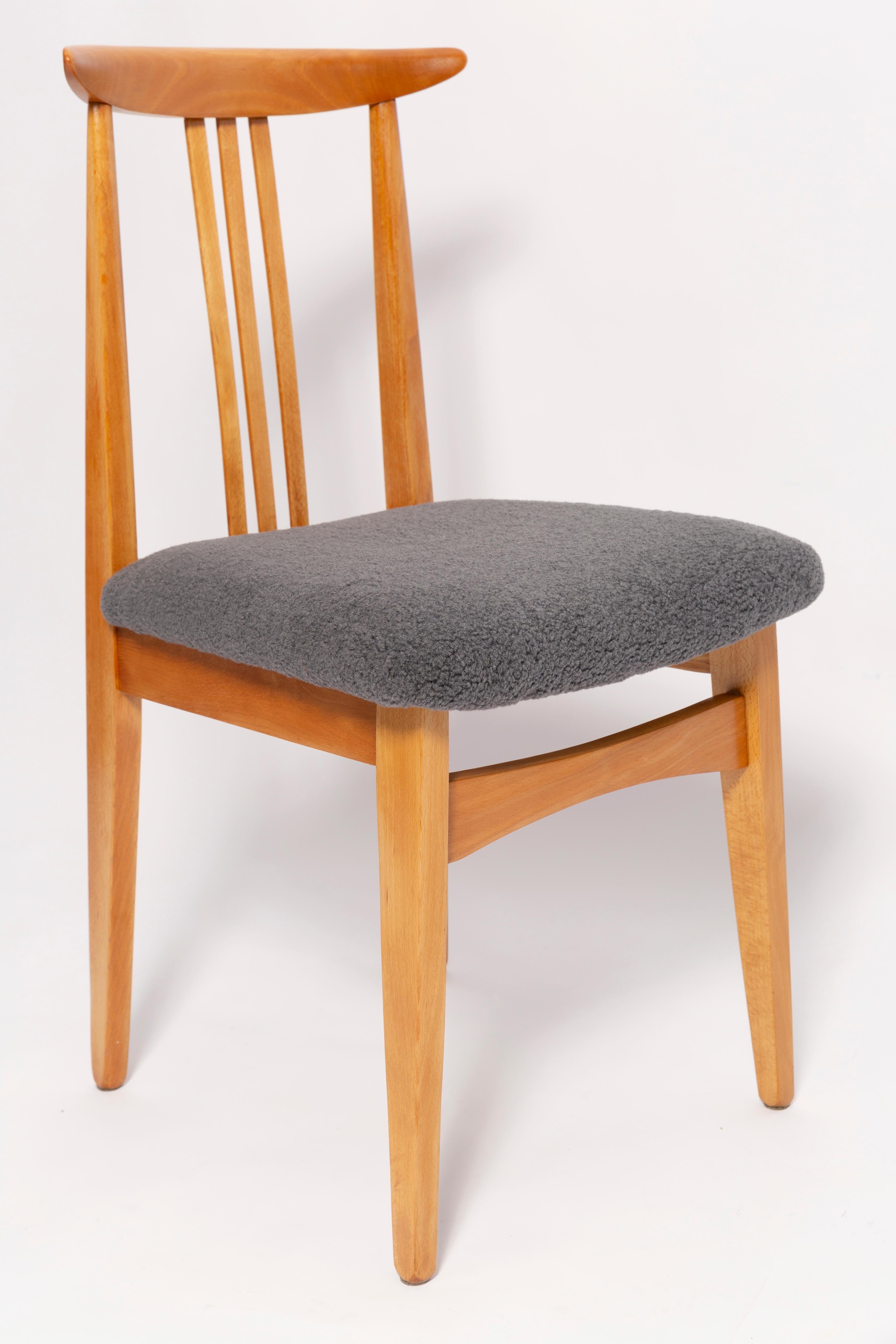 Mid-Century beech wood chair with grey boucle fabric, M. Zielinski, Europe, 1960.