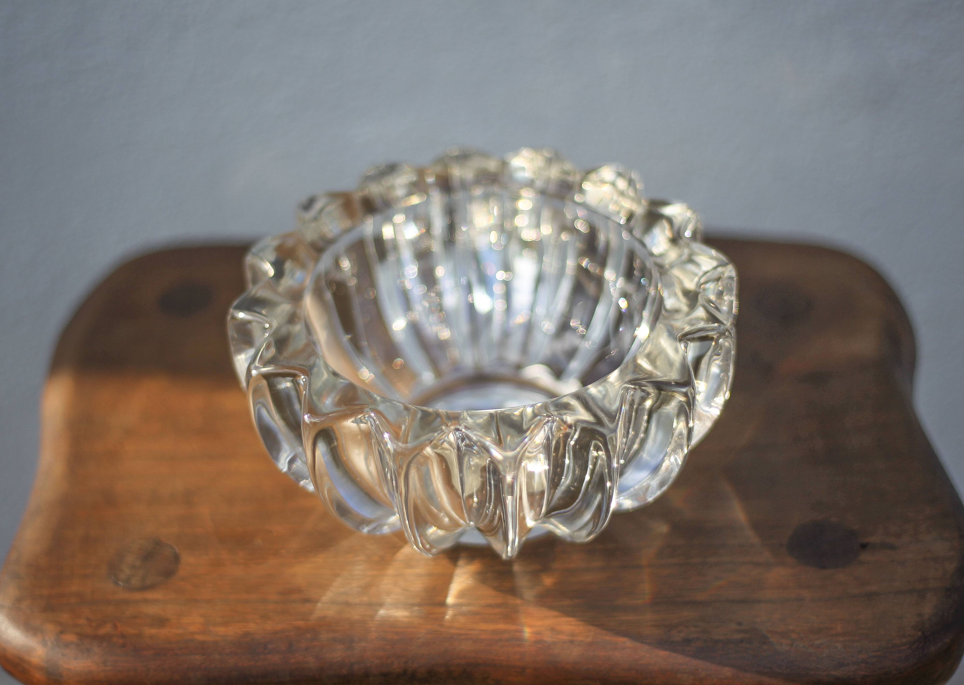 Pierre d'Avesn pocket tray, art deco molded glass bowl, collection, made in France, interior decoration