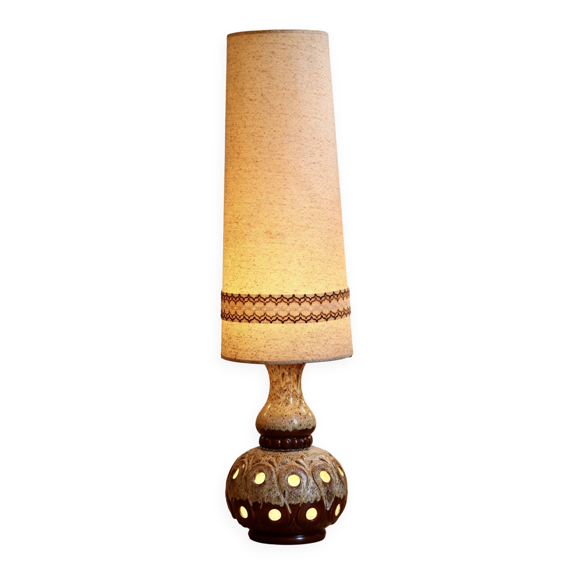 Large vintage German floor lamp from the 1970s.