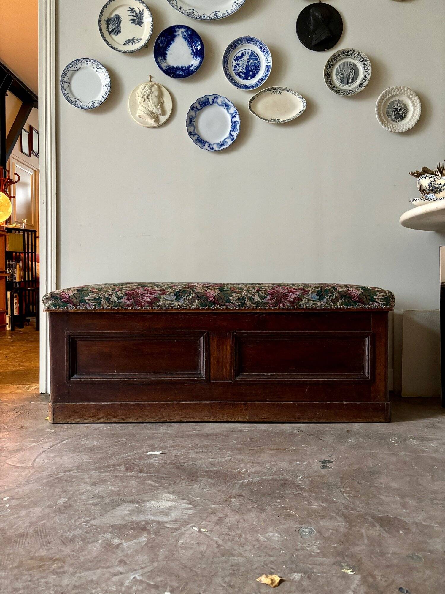 Dark wood and floral jacquard storage bench