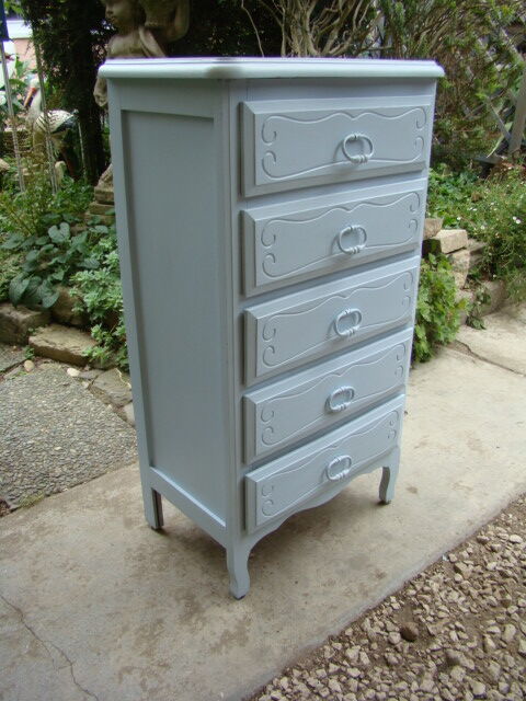 Painted chiffonnier 60
