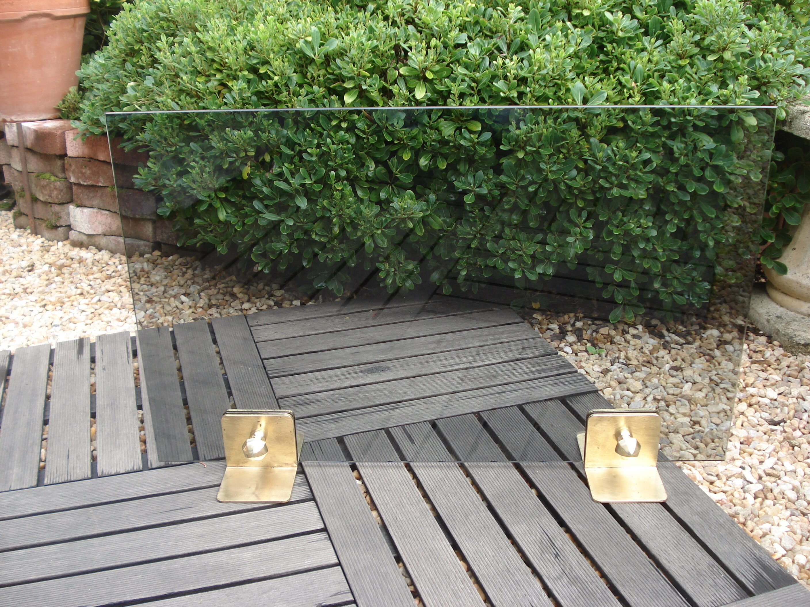 Contemporary smoked glass firewall 1970