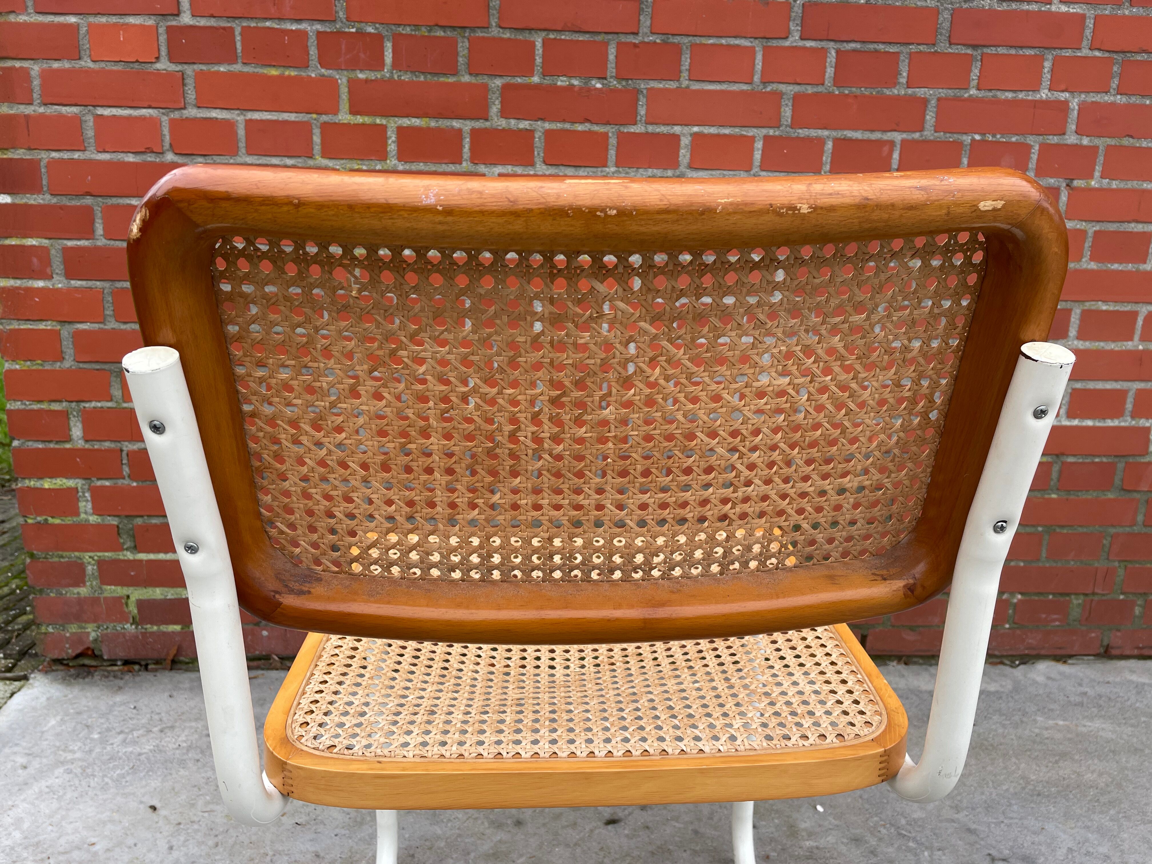 Cesca design chair b32 model white wood