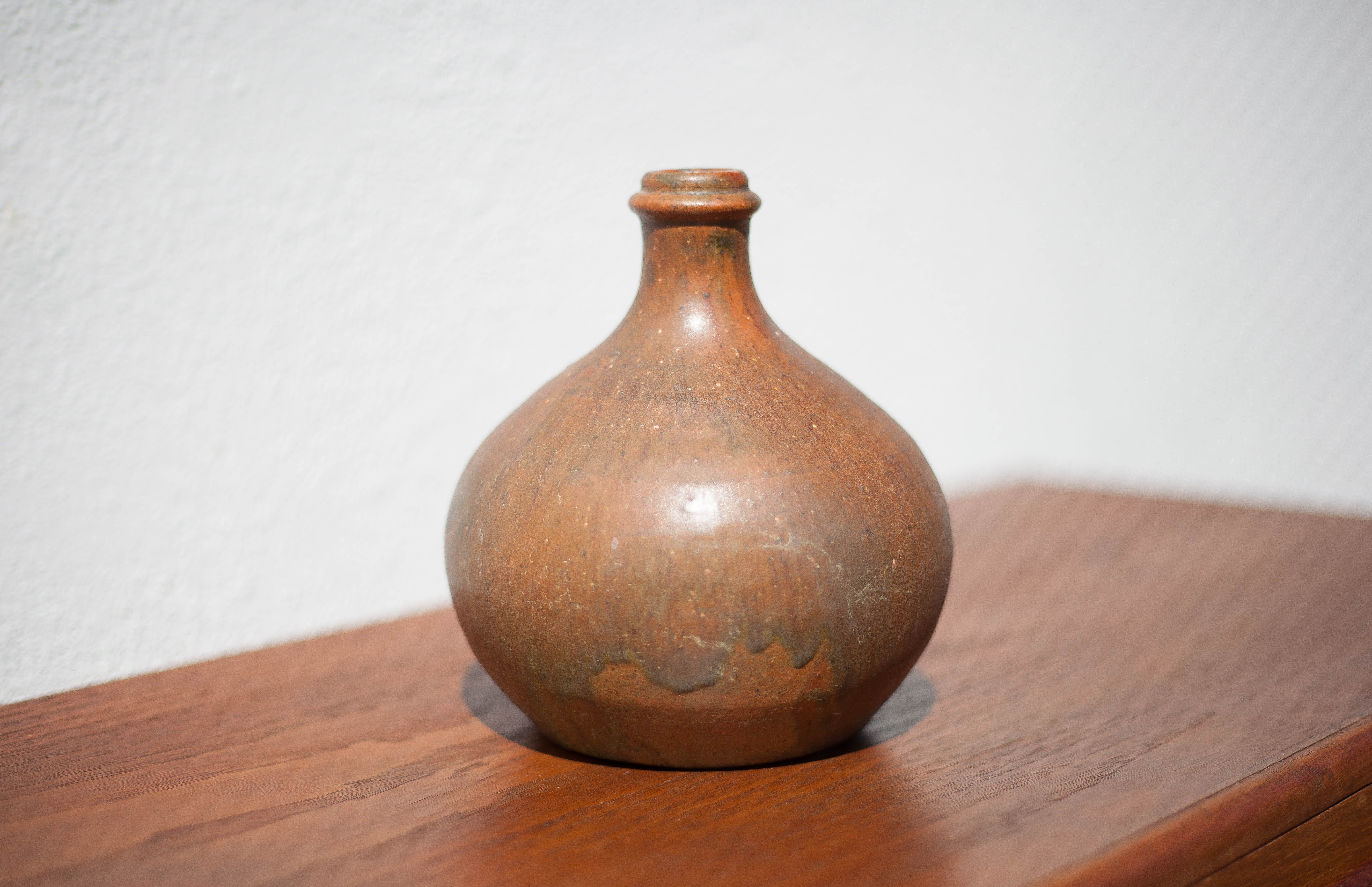 Terracotta lamp foot