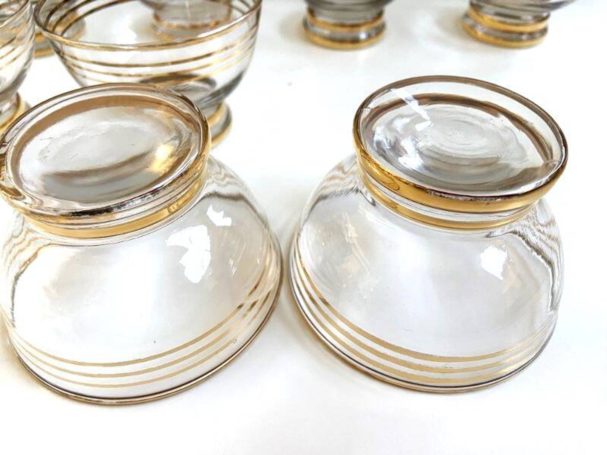Set of 8 Glasses Coupes Bowls Champagne Alcohol Vintage Crystal Design