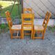 Table de monastère avec 4 chaises et un banc
