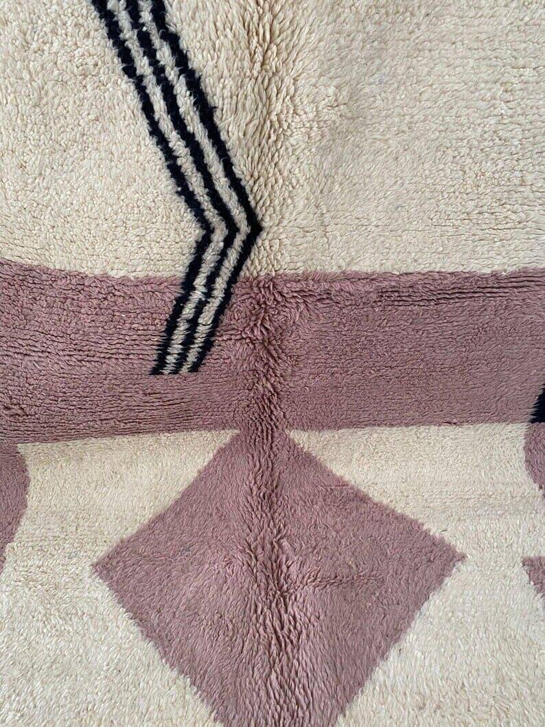 Beni Ouraine rug in grade wool size 200 x 300 cm