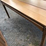 Scandinavian table with extensions