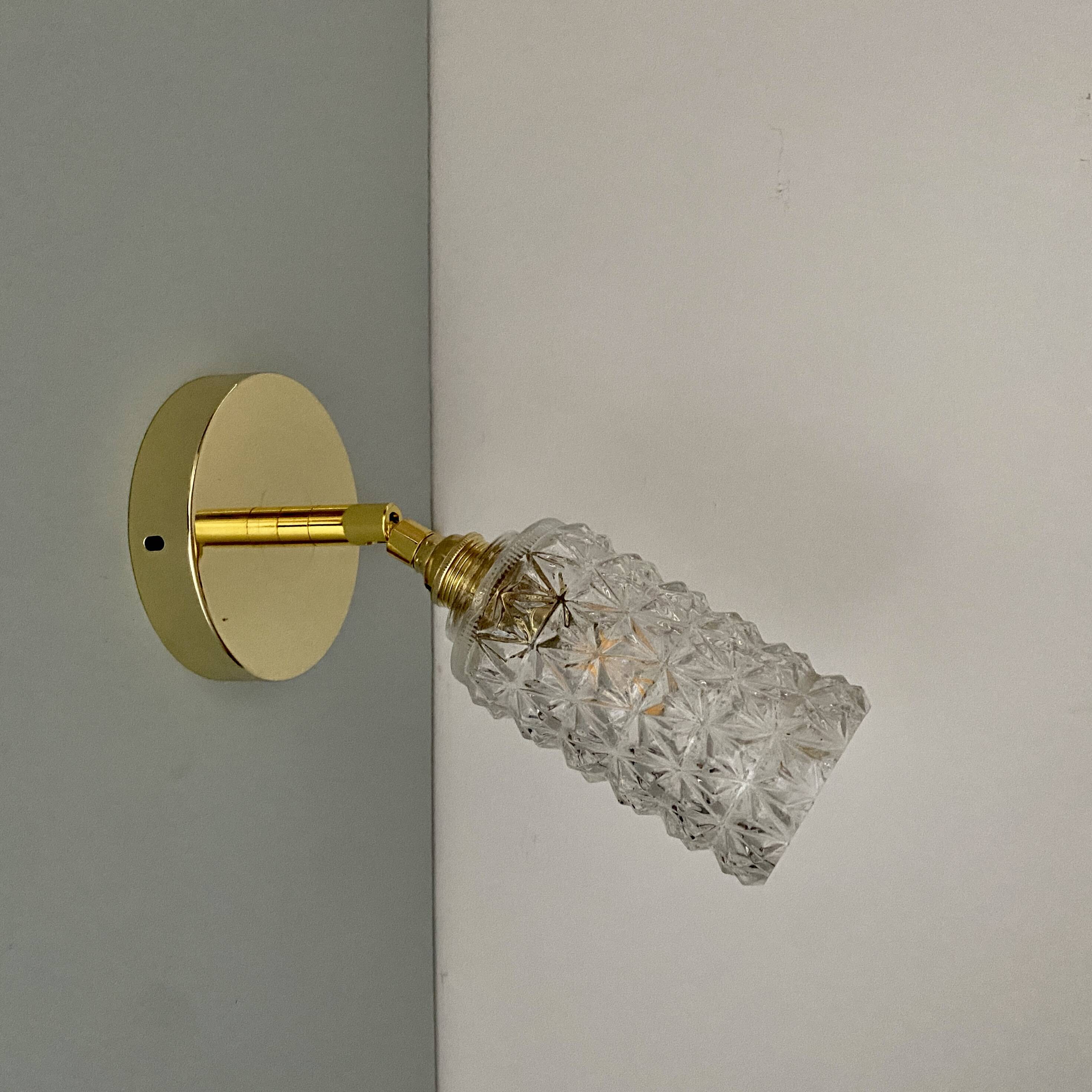 Vintage tulip wall lamp in molded glass