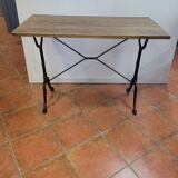 Bistro table Base cast iron over oak