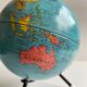 Mappemonde en métal