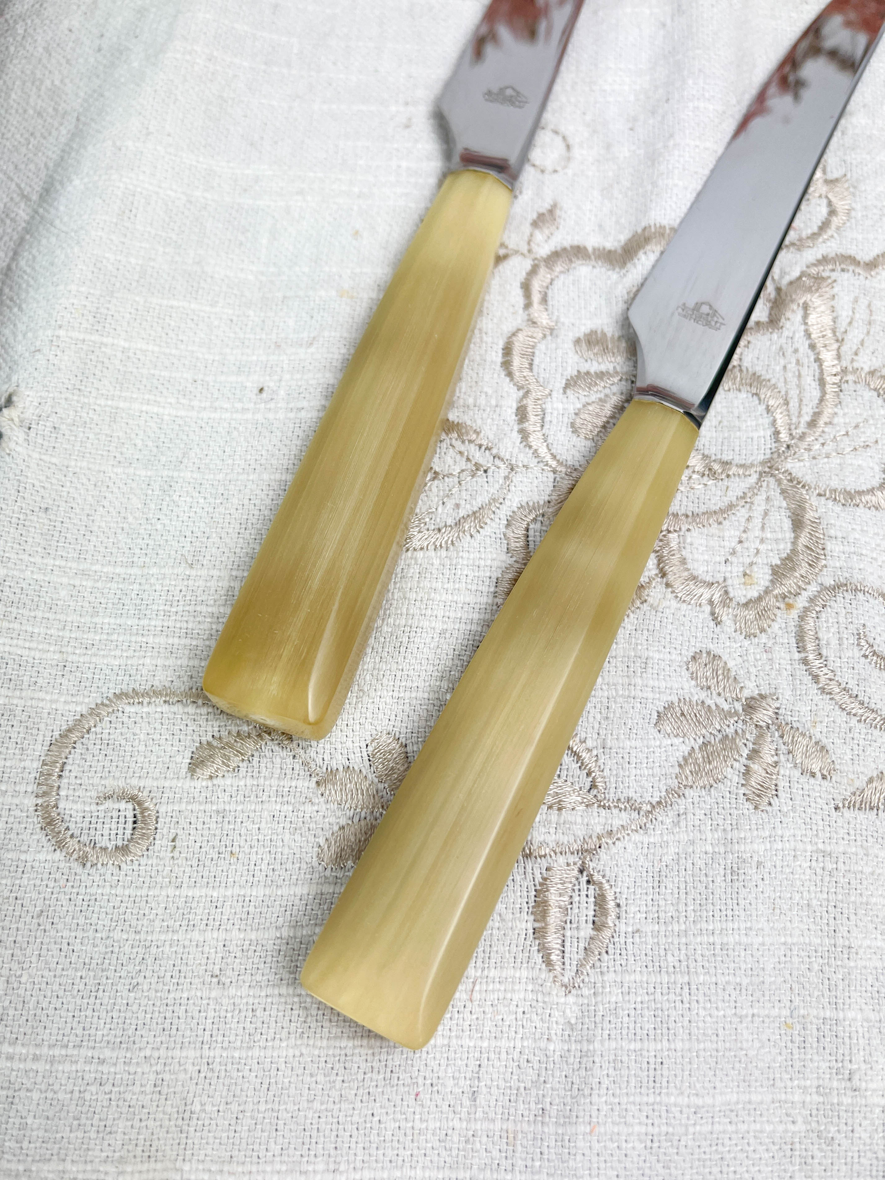 12 vintage knives NOGENT Bakélite imitation ivory