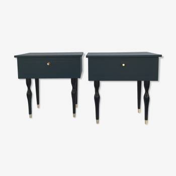 Pair of bedside tables with spindle feet
