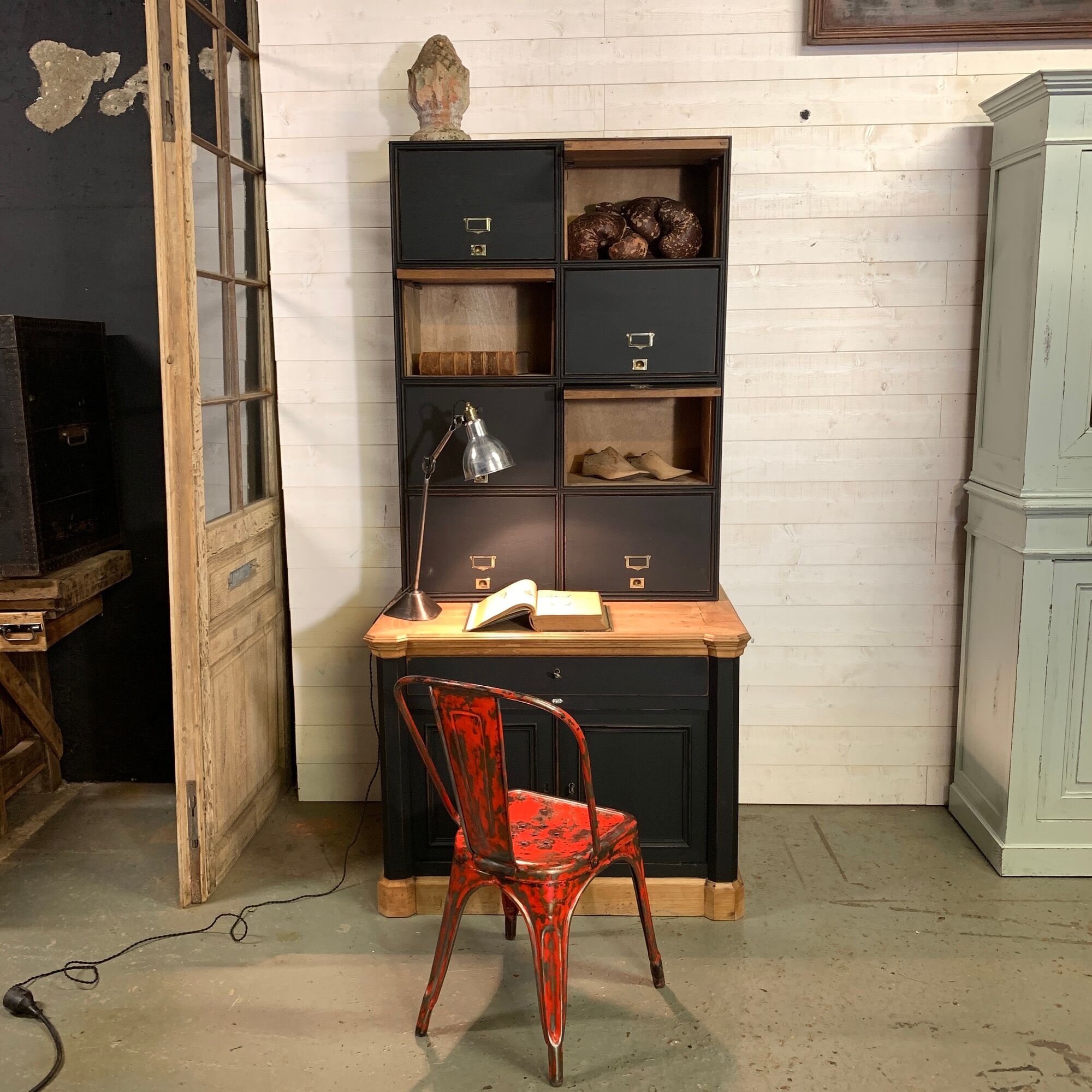 Former furniture by trade two notary bodies 1930