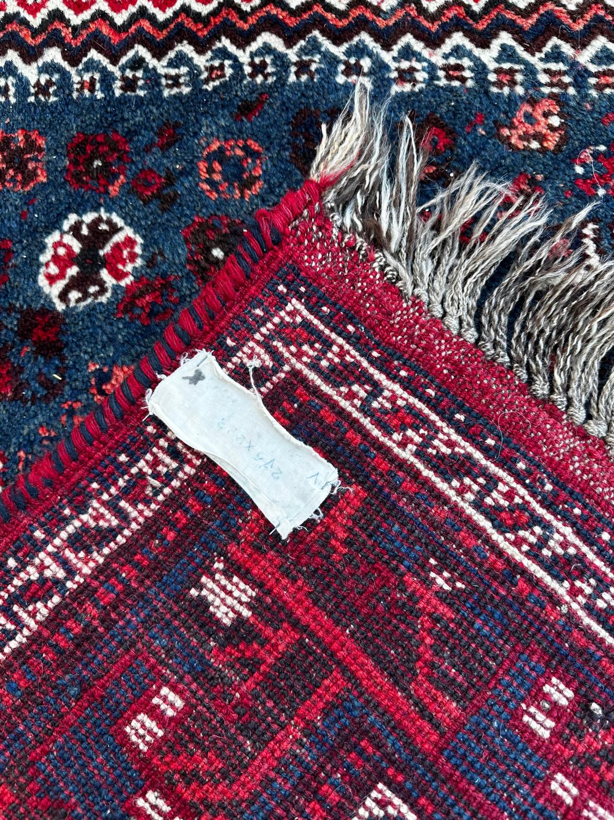 Handmade Persian Shiraz carpet 2m x 3m
