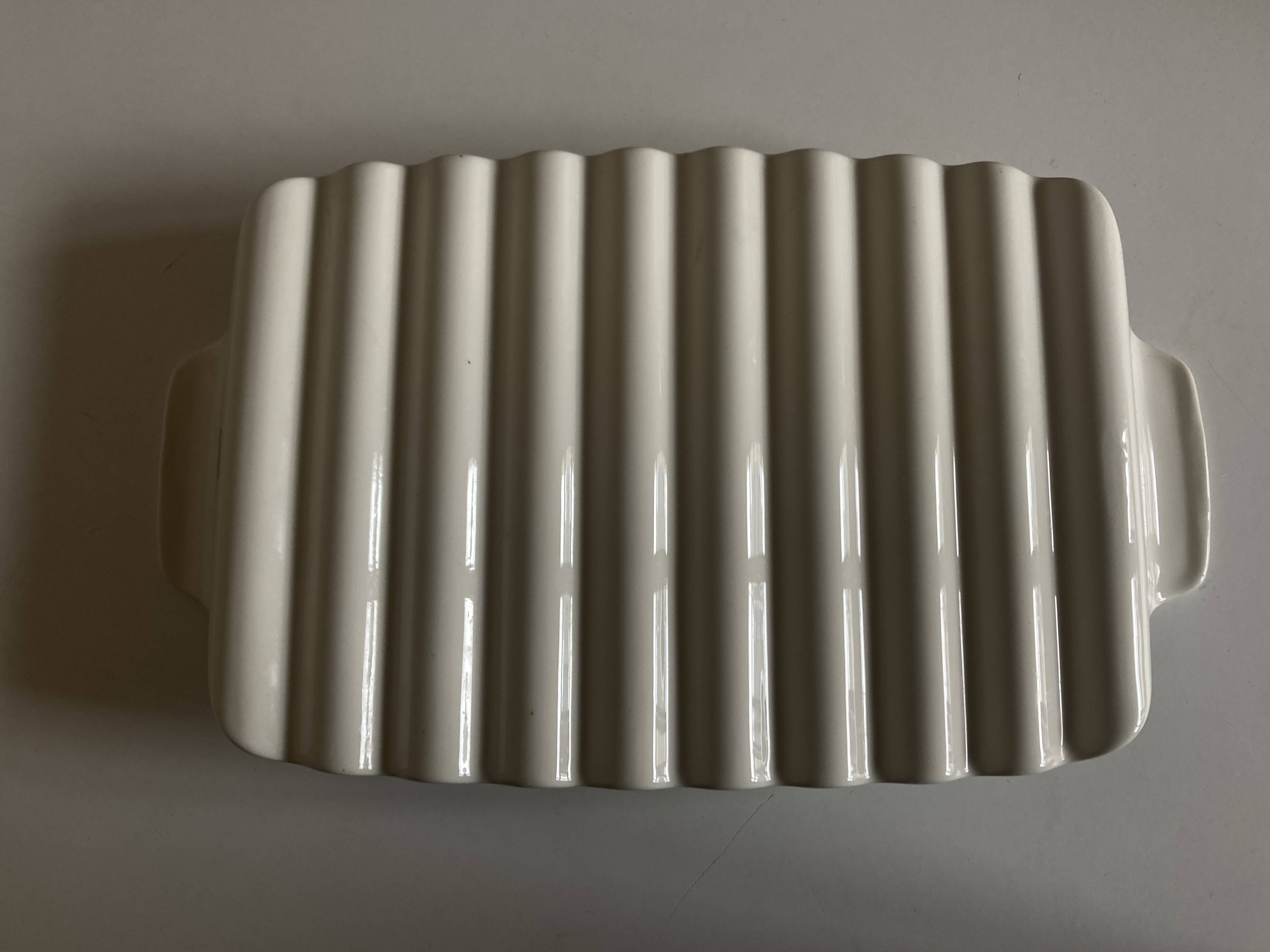 Villeroy & Boch white wavy earthenware tray 1970