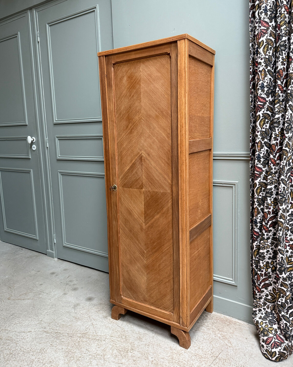 1950s bonnetière (renovated)