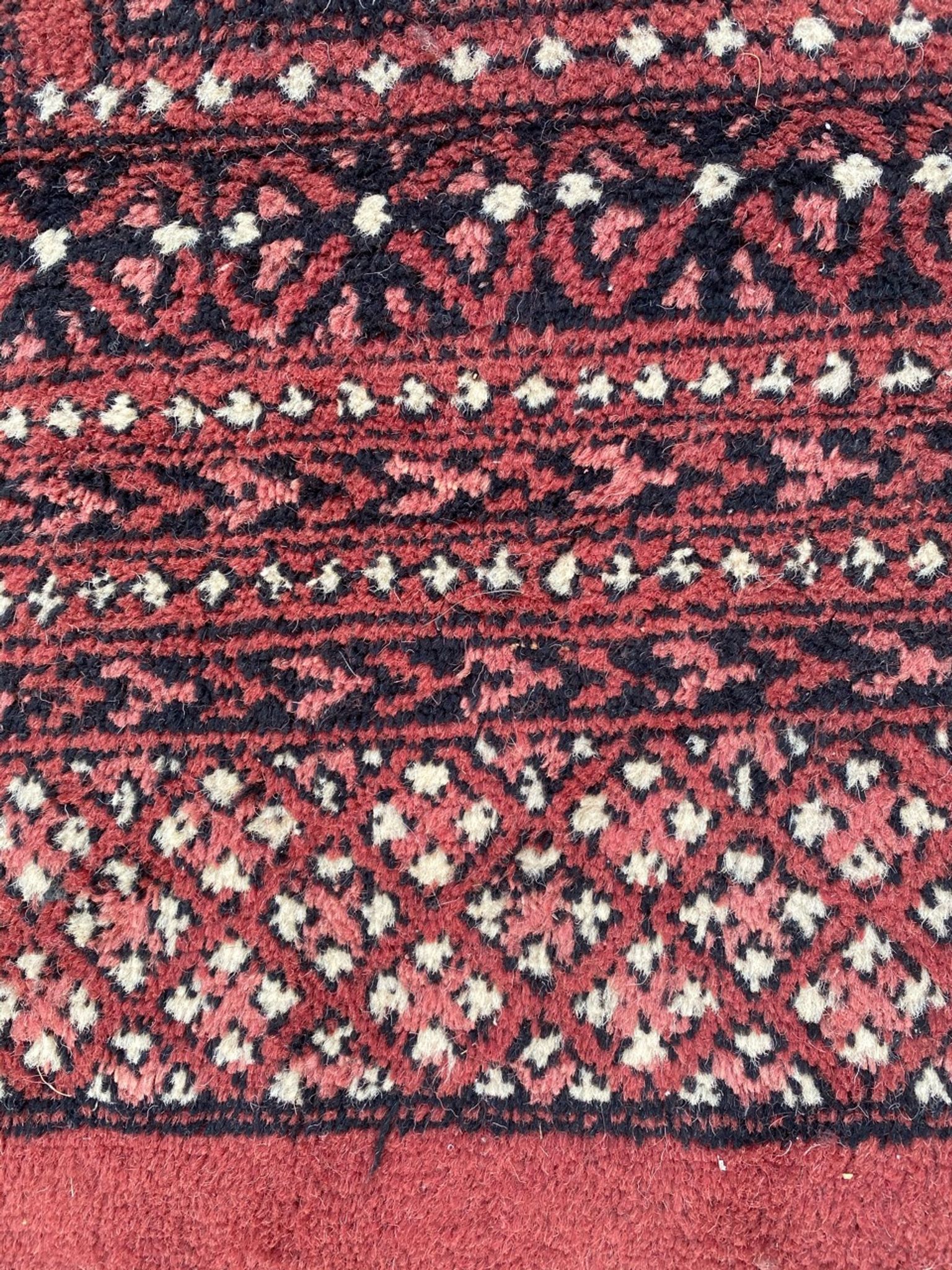 Carpet turkmen pakistan bukhara 195x216 cm