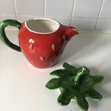 Strawberry-shaped slip teapot