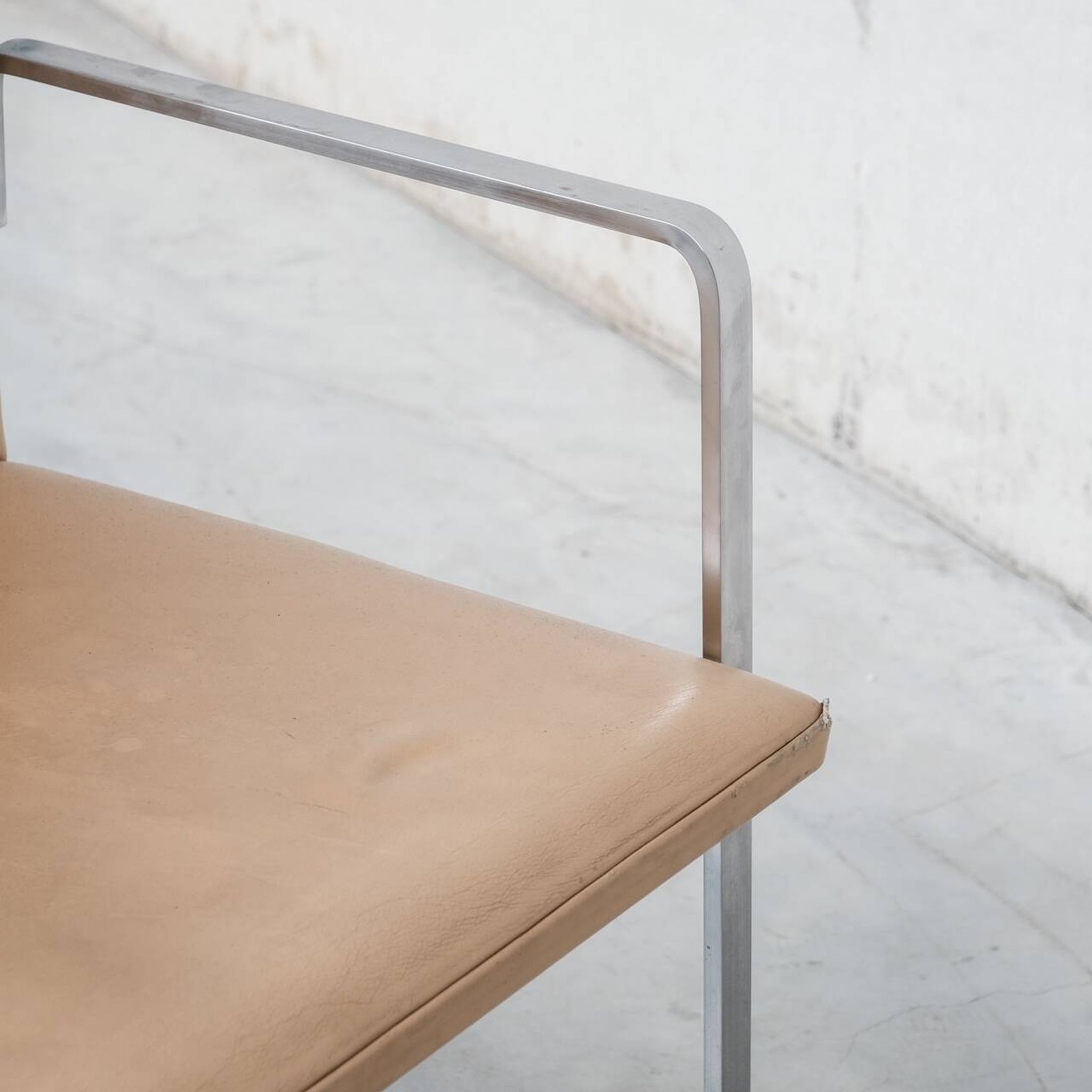 Set of Six Hans J Wegner 'JH811' Mid-Century Steel and Leather Dining Chairs