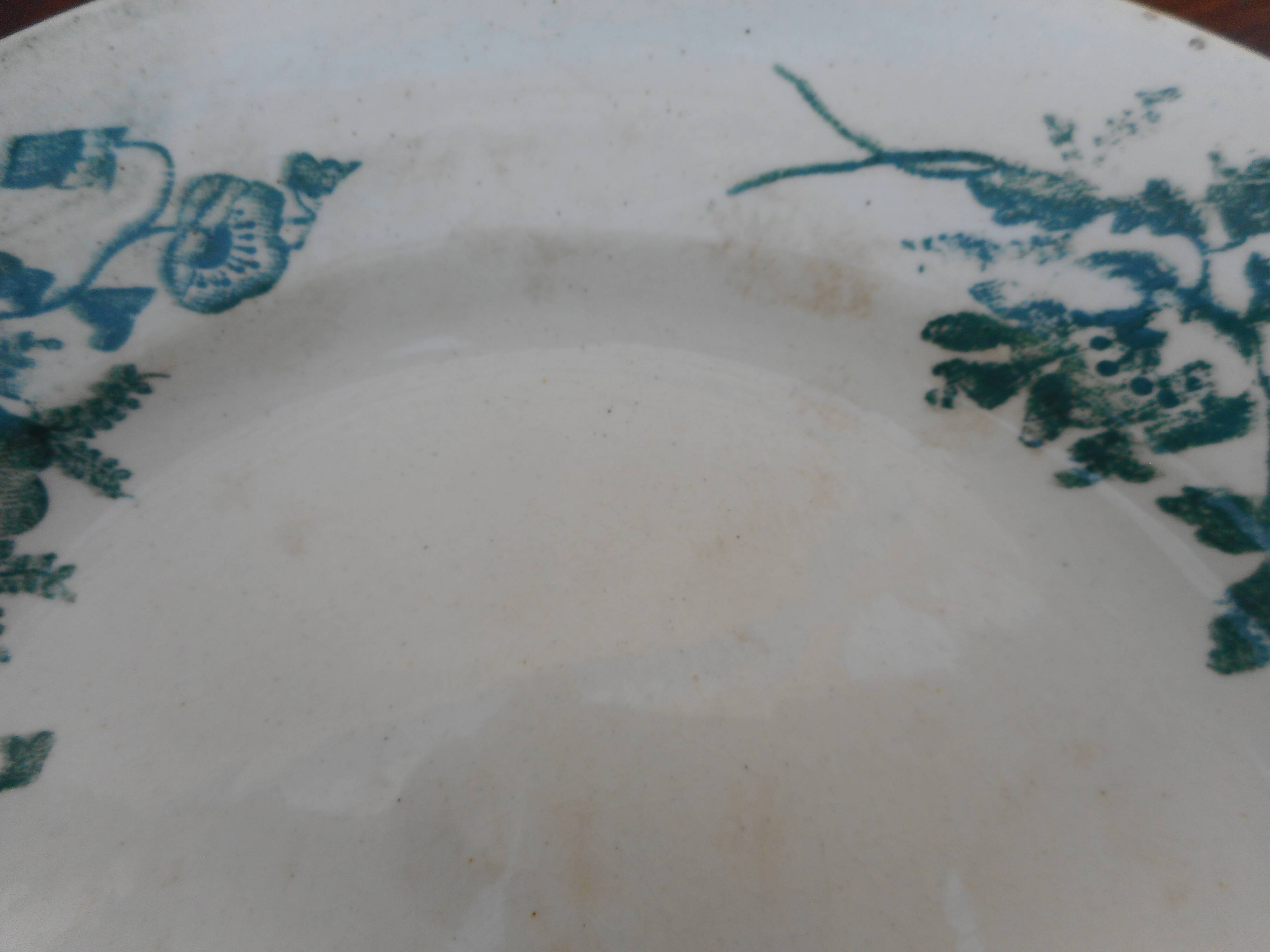 Six earthenware plates