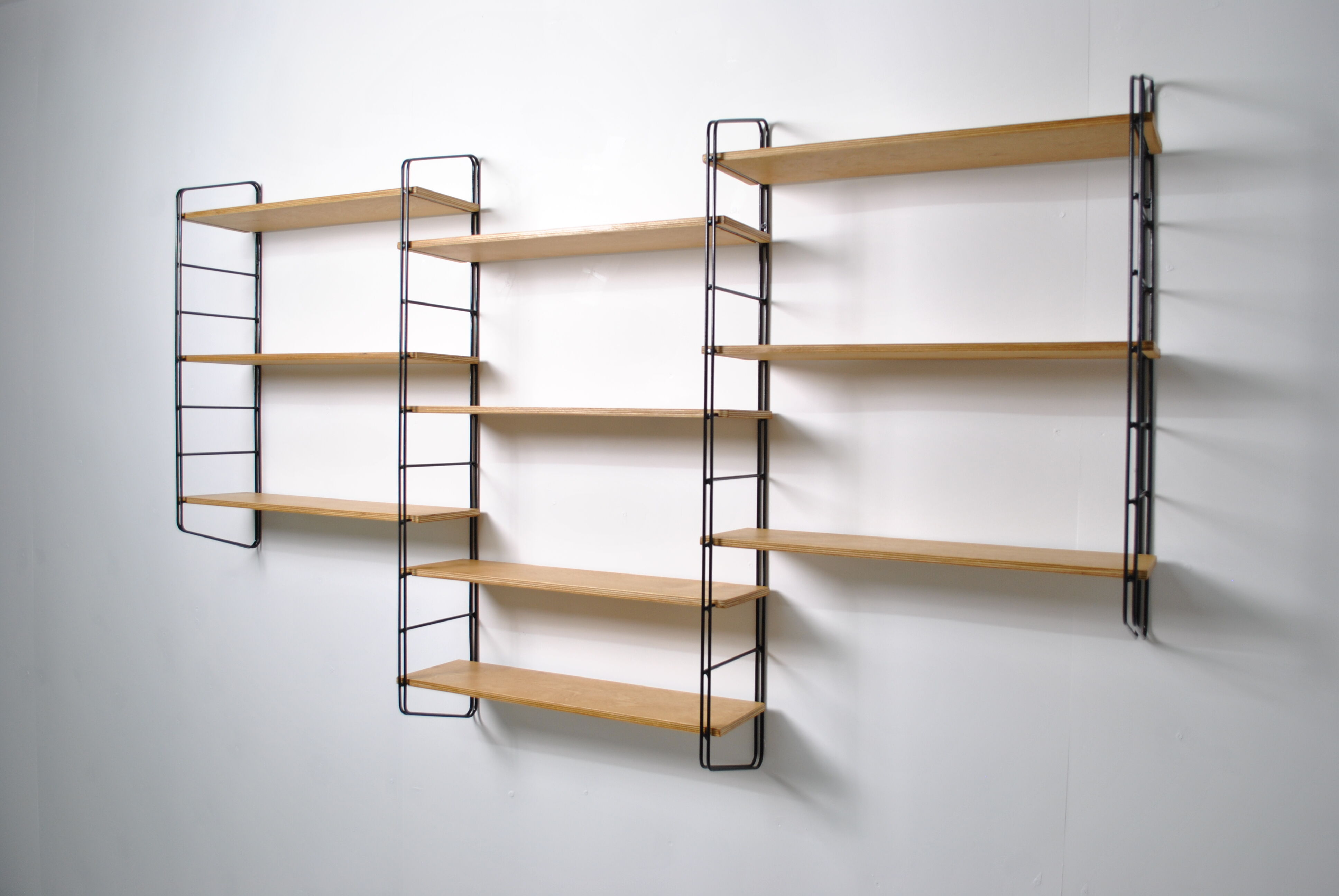 Etagère type String 1970