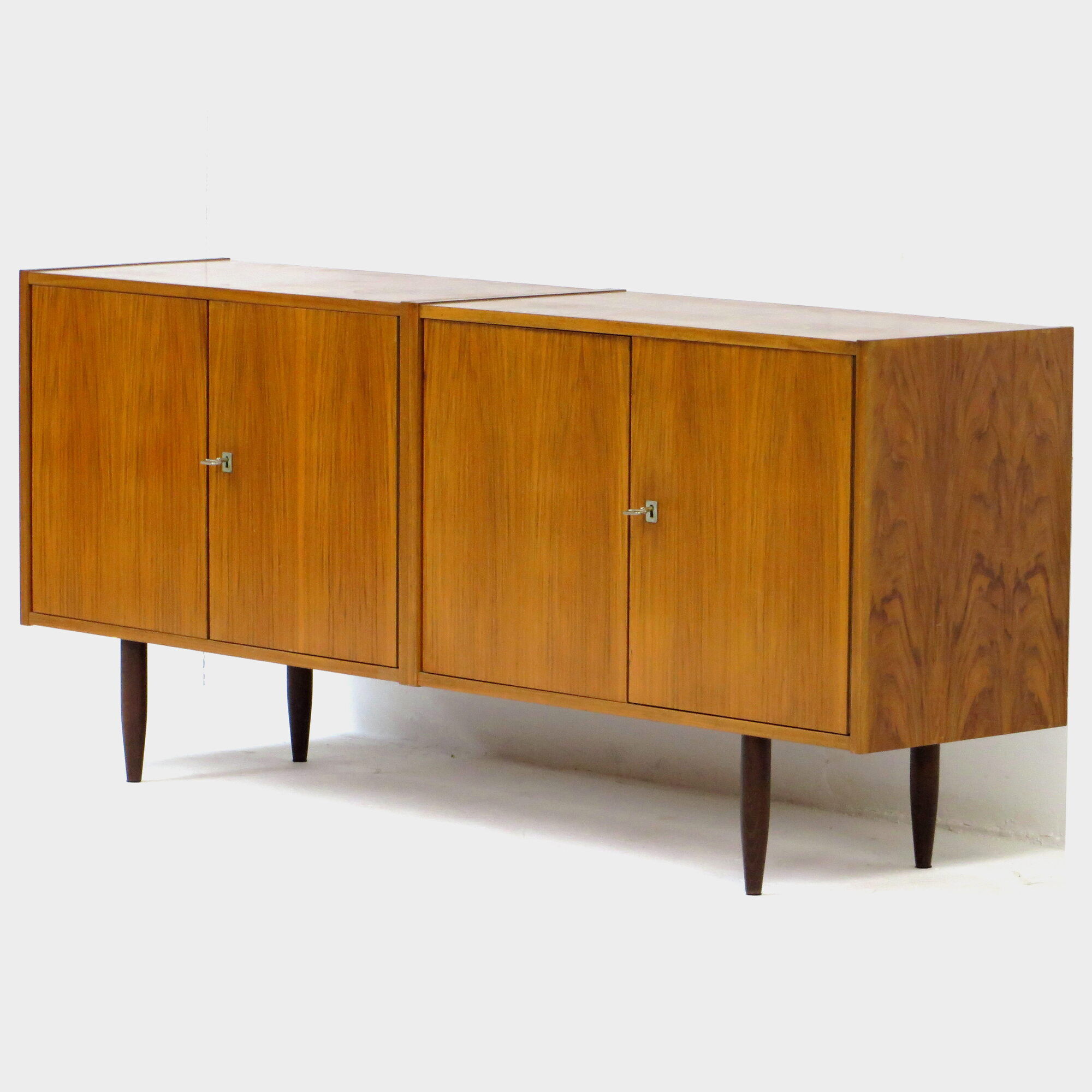 Buffet en noyer 1960