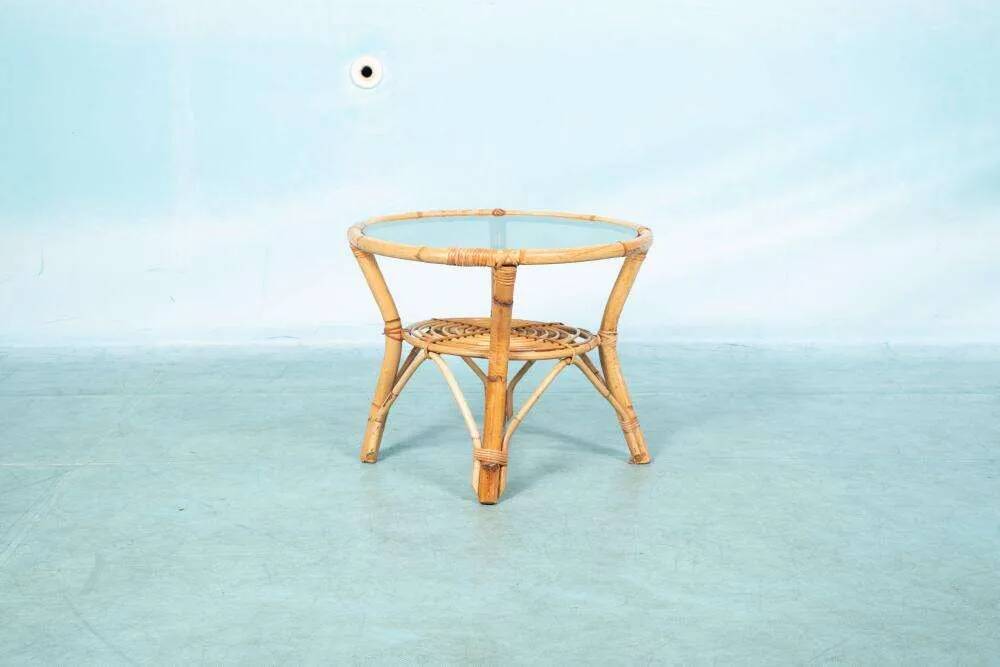 1960s round rattan coffee table, Rohé Noordwolde