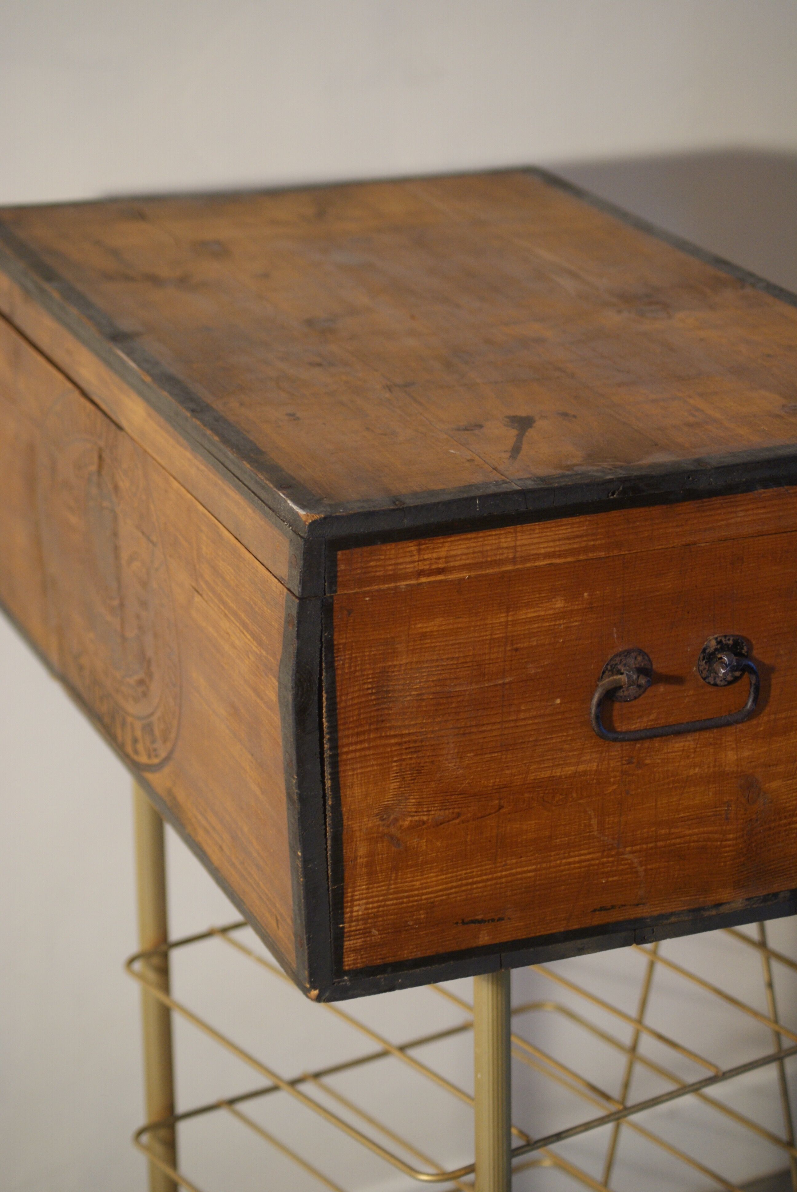 Former Box/Box of Staron Royal, Remy - Co Leuven 1889