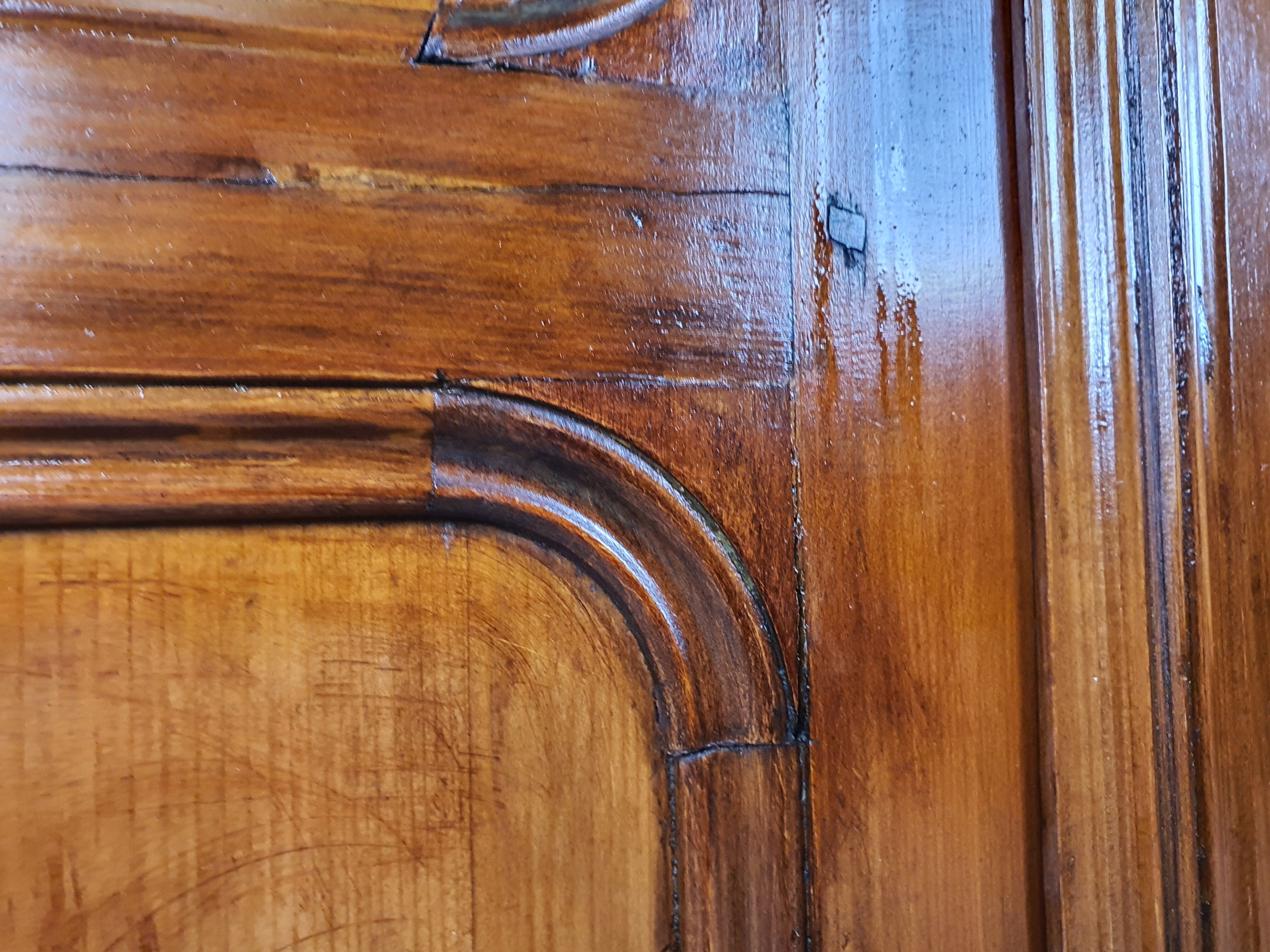 Rustic Wardrobe in Fir with Curtains