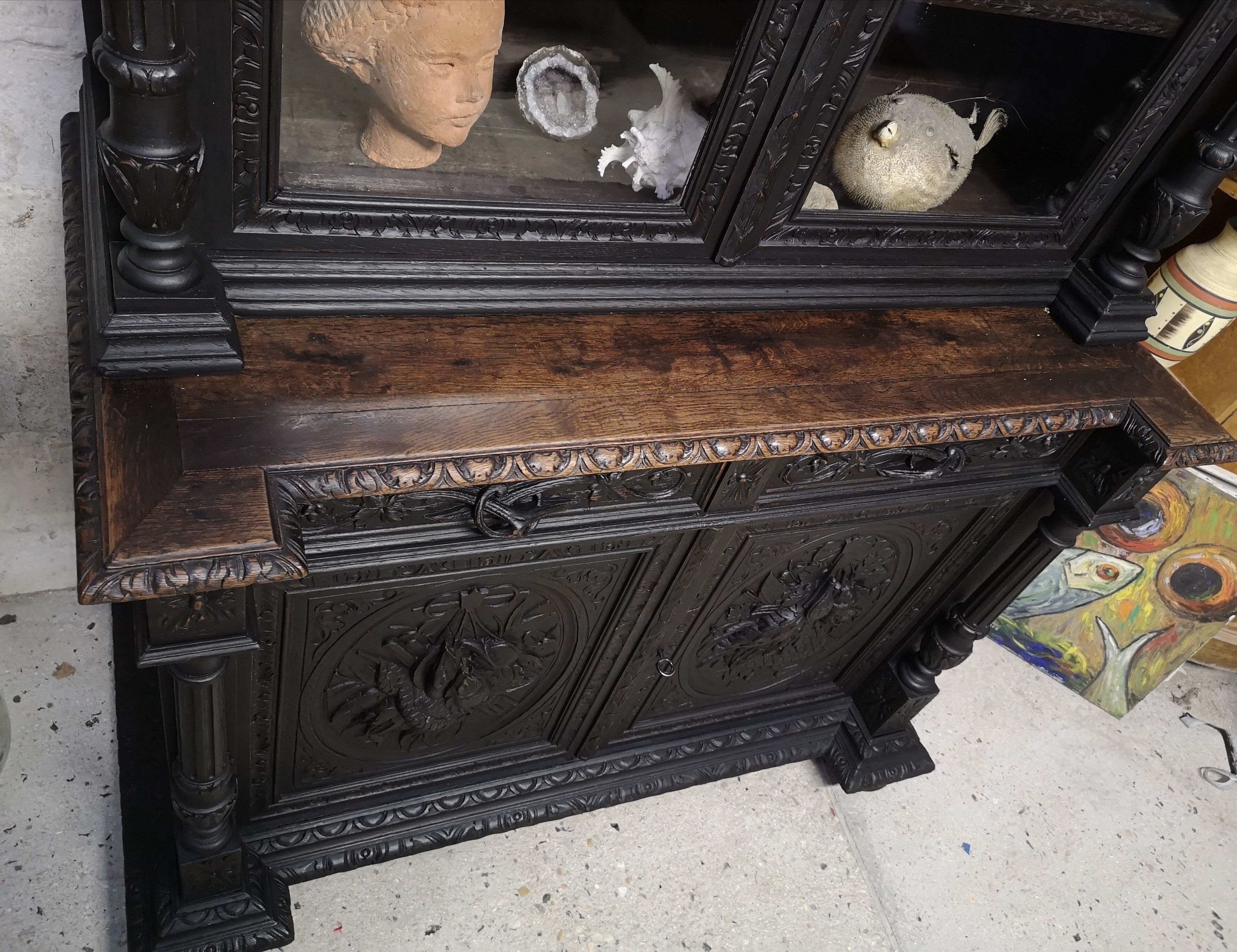Hunting buffet XIX Louis XIII oak, cabinet curiosity showcase library