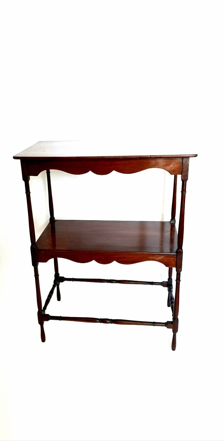 Double shelf console English furniture