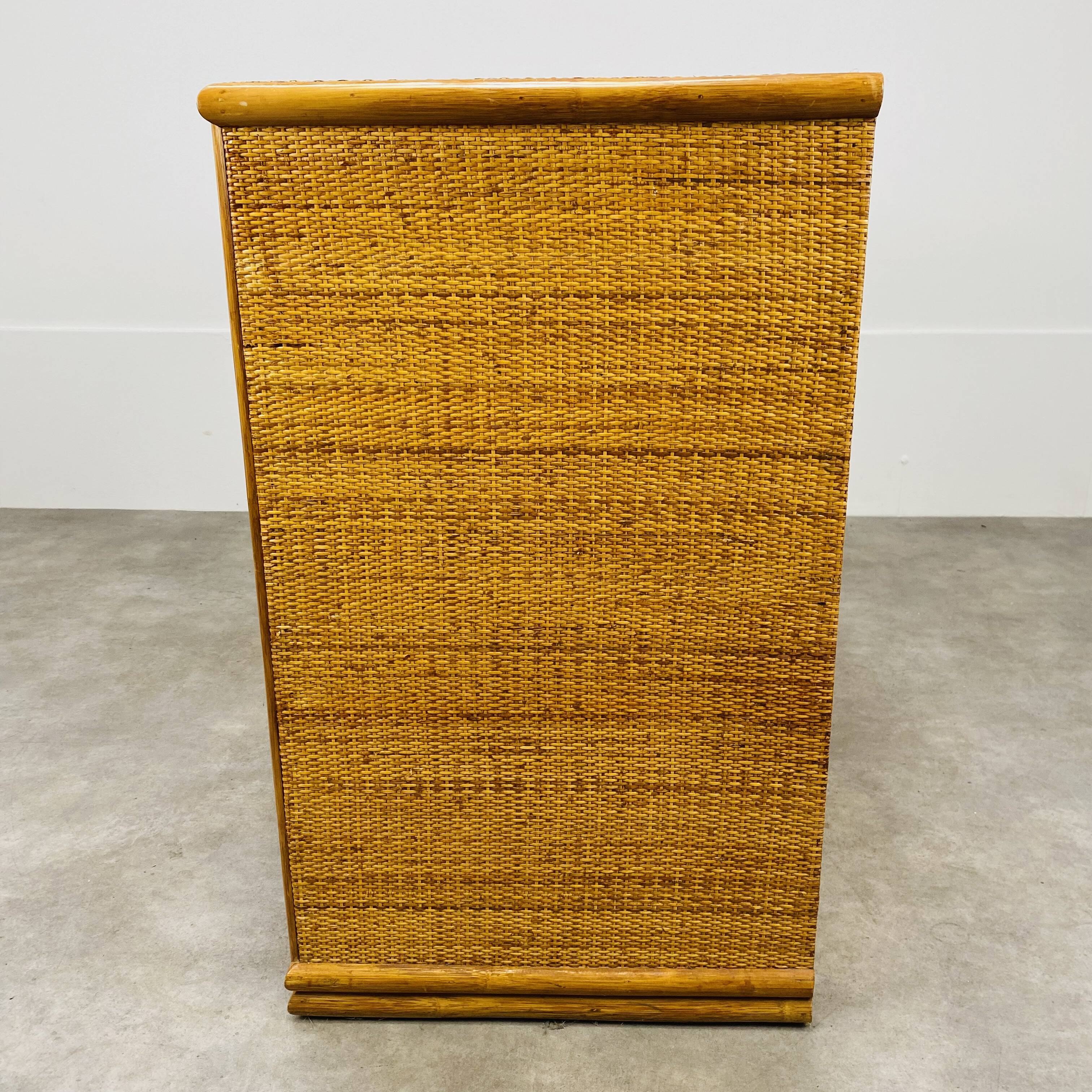 Commode rotin vintage