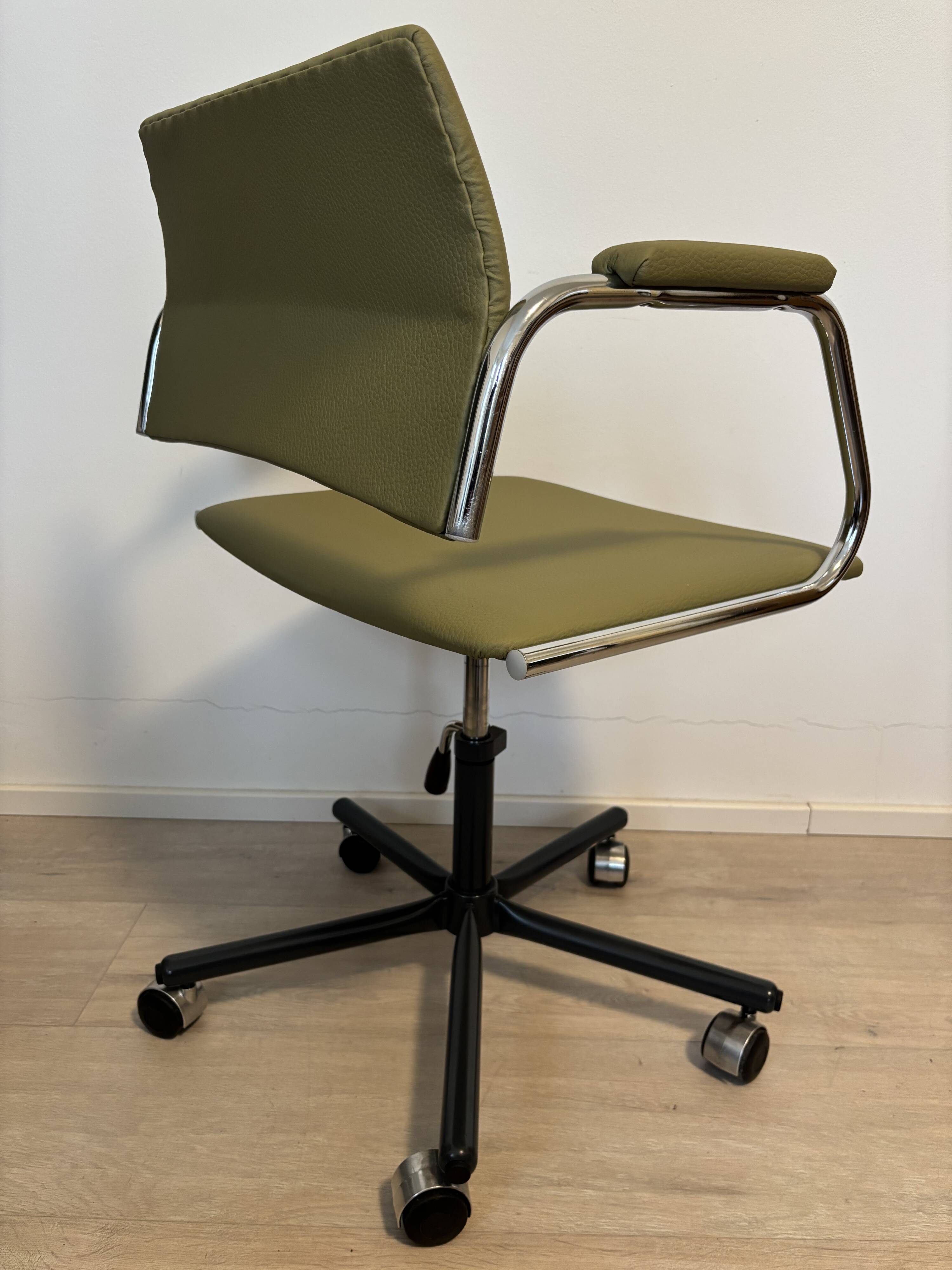 Fully Restored Kovona Office Desk Chair, Czechoslovakia 1970’s