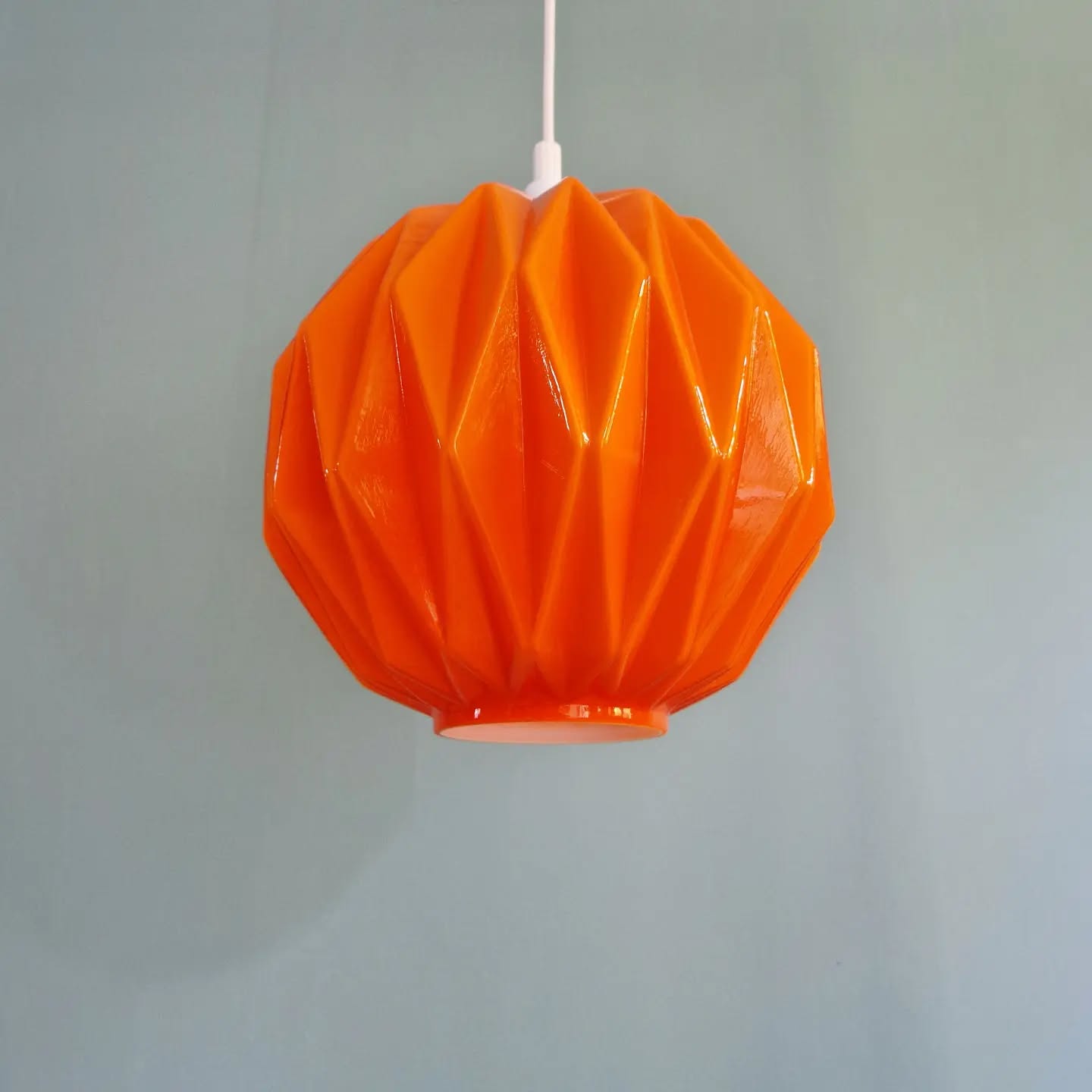 Vintage suspension in orange opaline, 1970