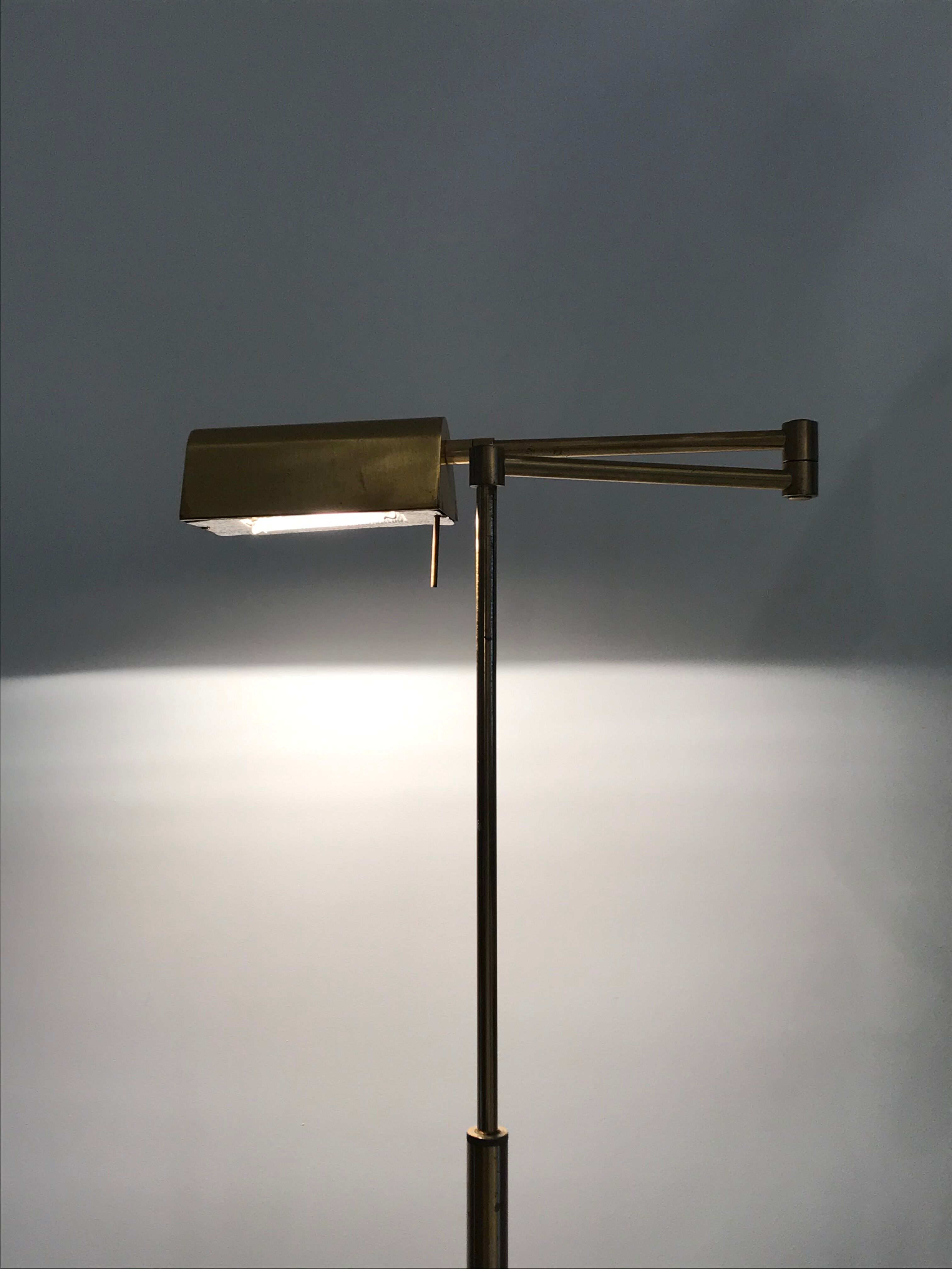 Brass reader lamppost