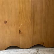 Commode en pin années 80 mobilier montagne