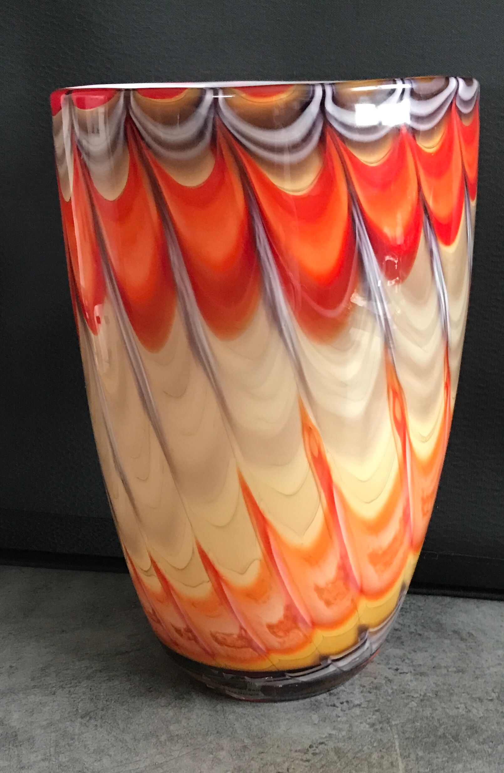 Vase in art verrerie blown glass polychrome mouth 24.5 cm
