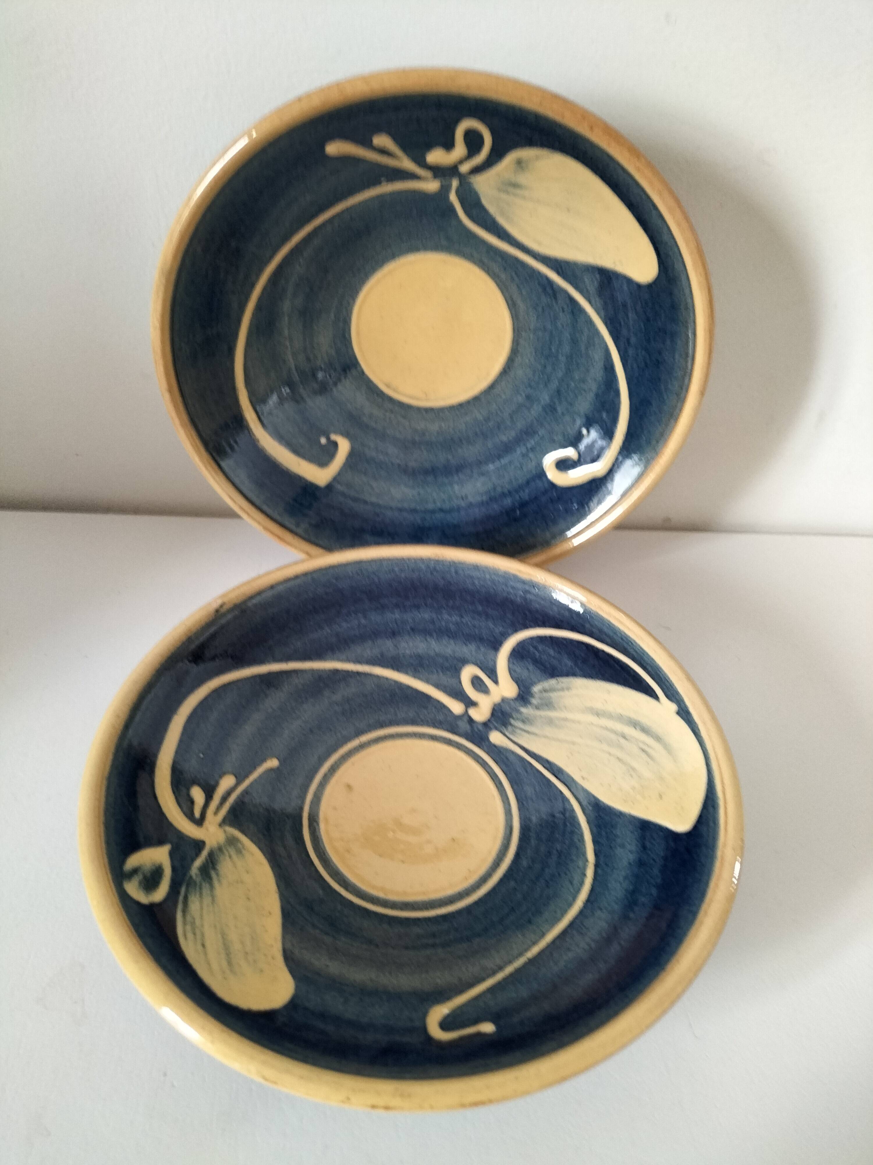 Pair of handcrafted bowls by Le Fer Rouge with blue and beige decor