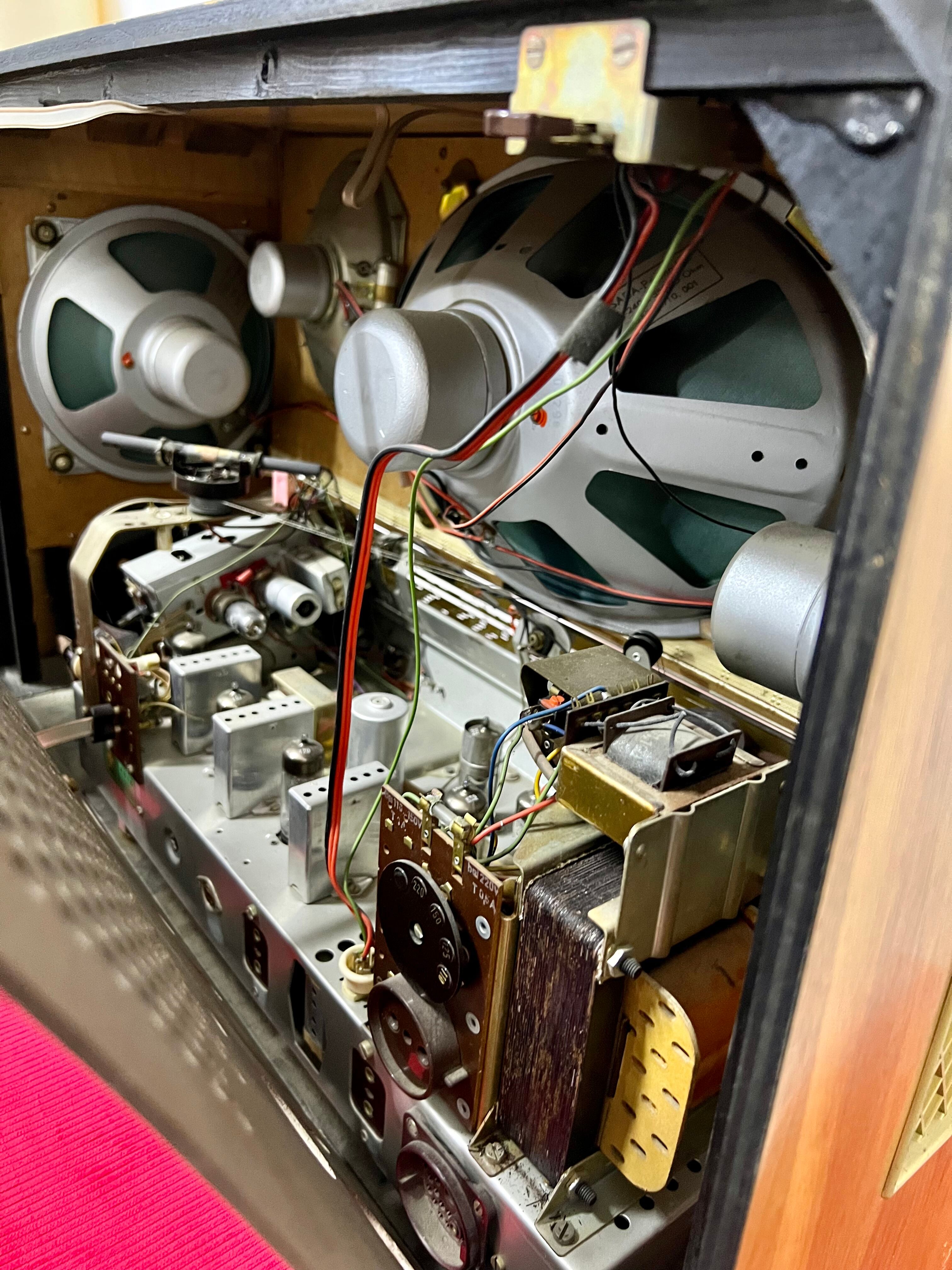 Old radio SABA Freiburg Automatic 9 years 1958 / vintage super condition