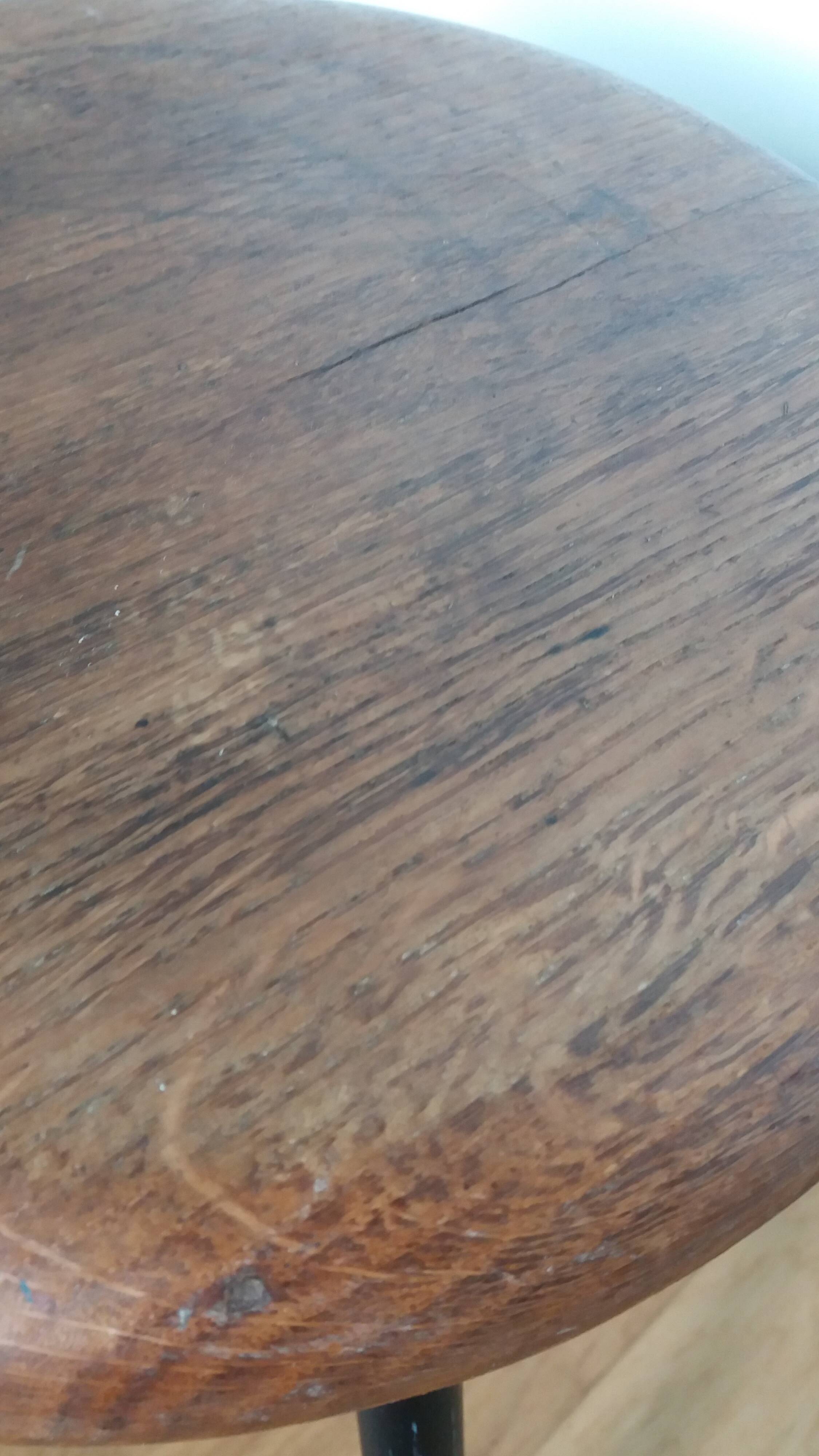 Wooden seat stool with metal legs
