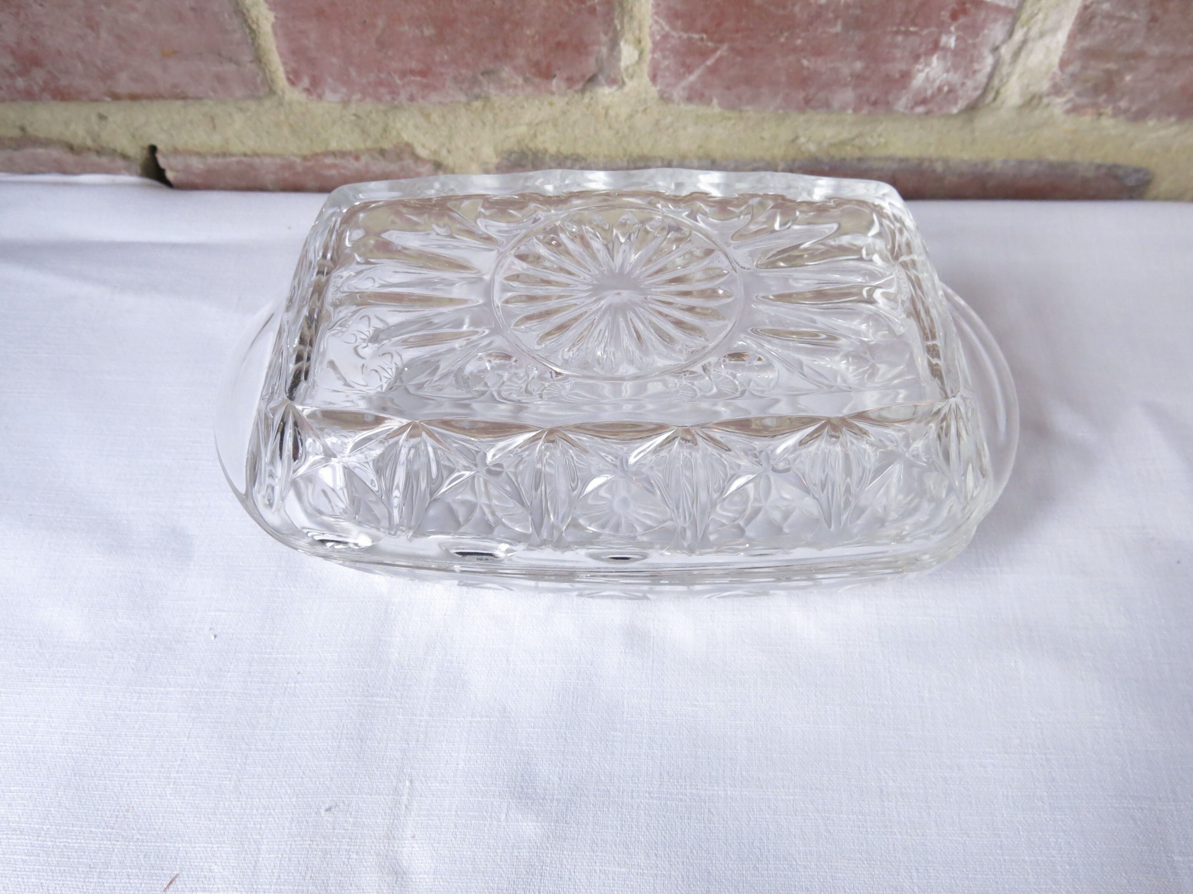 Butter dish from Reims in transparent glass