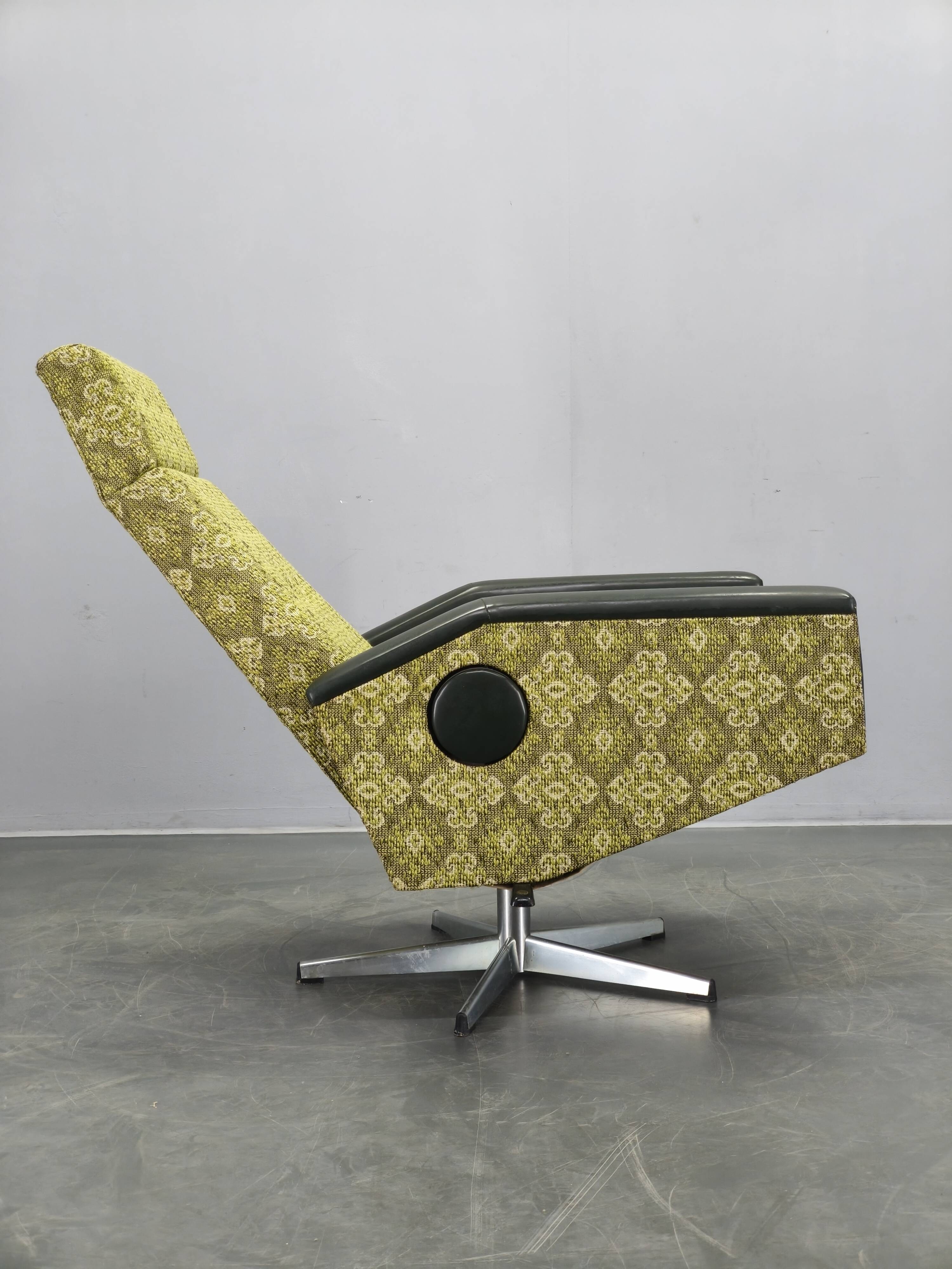 Czechoslovak Mid-Century Reclining Armchair, 1970s