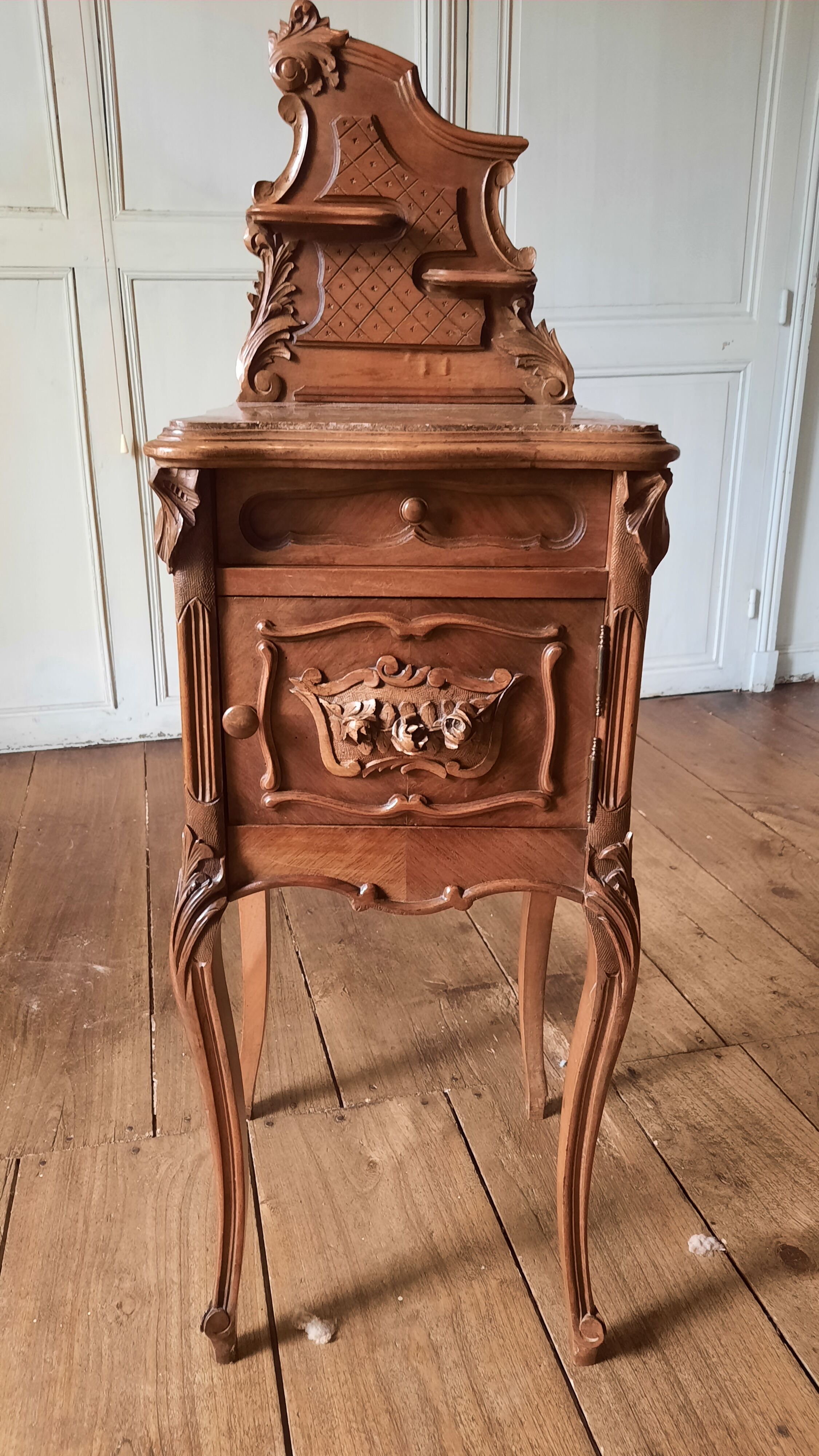 Chevet style Louis XV rocaille