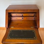 Secretary with drop-down front, signed Jean Laick, master cabinetmaker, cherry wood.