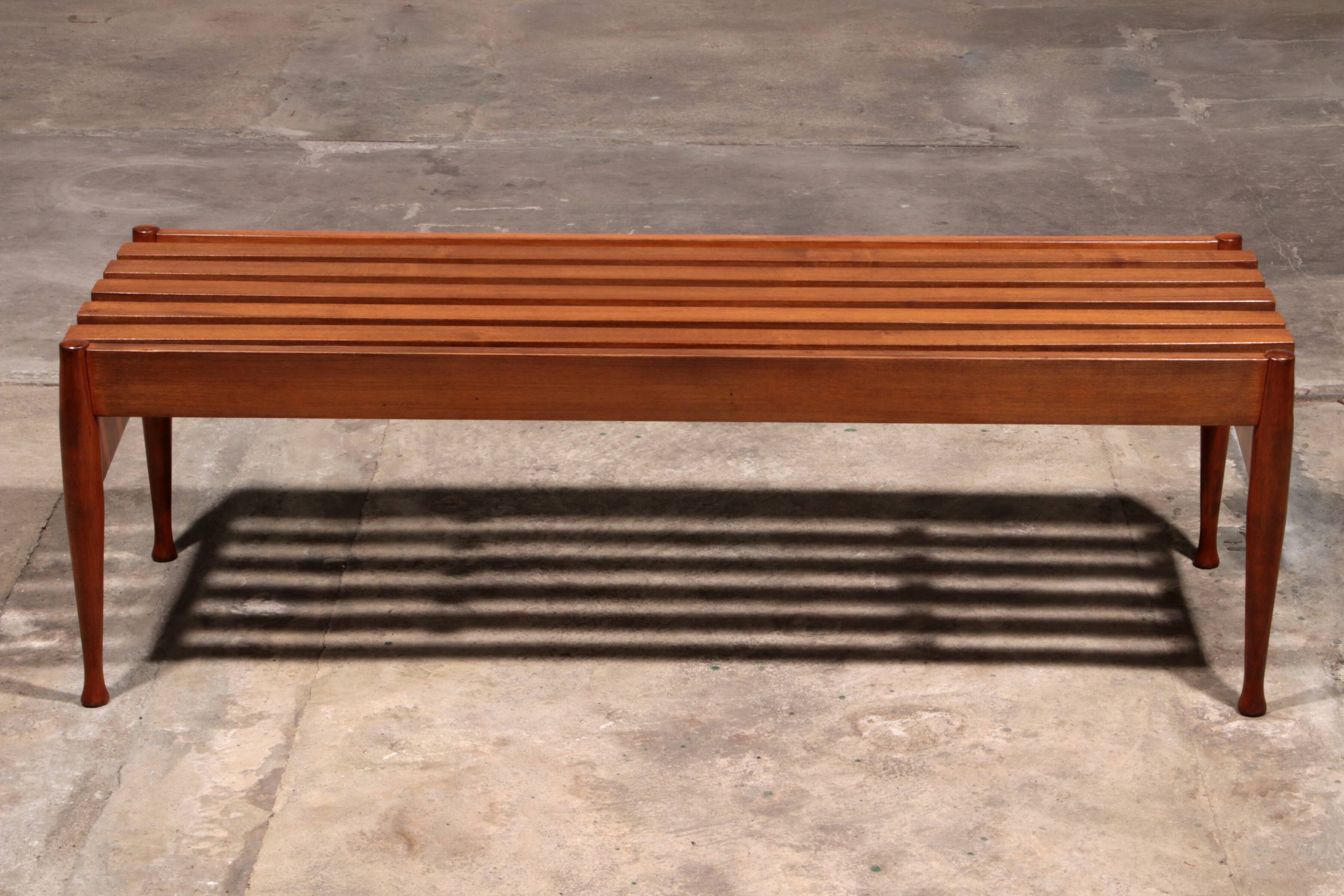Banc vintage en noyer de Gio Ponti réalisé par Fratelli Reguitti, 1950