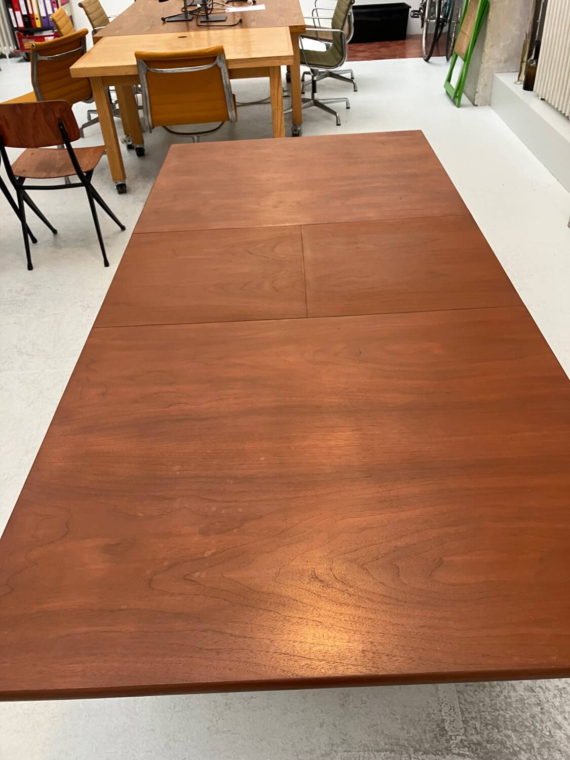 Table scandinave extensible vintage en teck