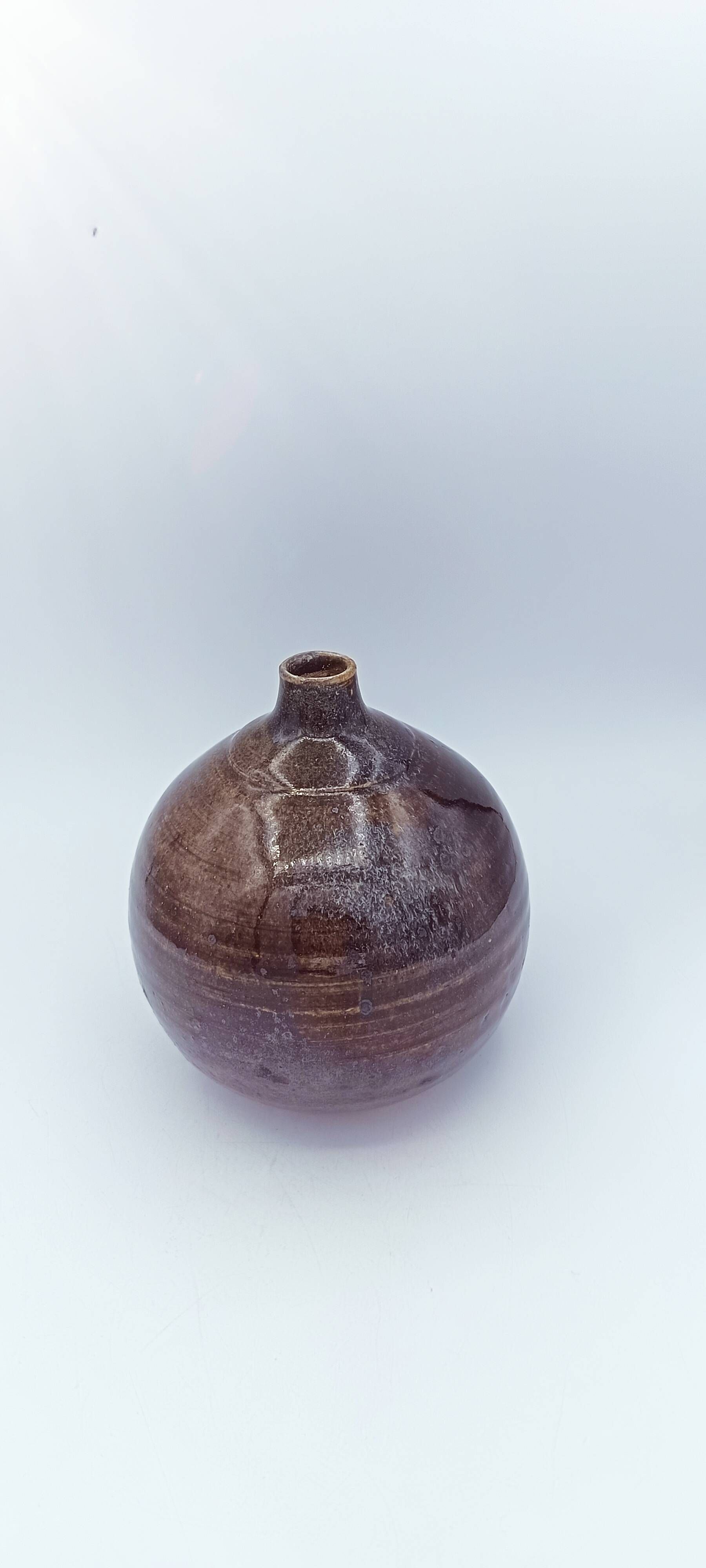 Stoneware lamp signed Bruno Hdry
