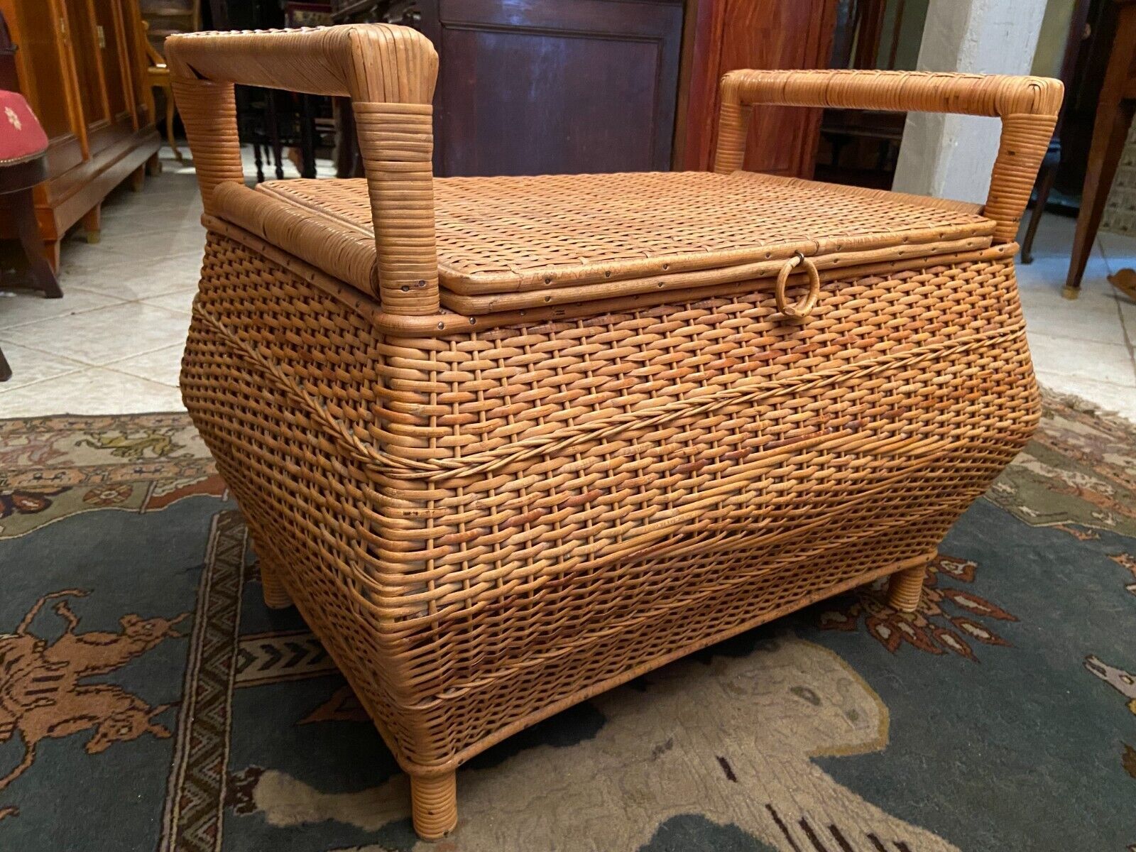 Rattan bench chest 1970-1980